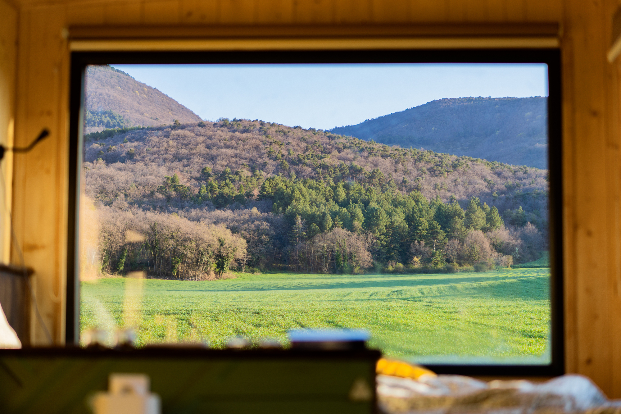 Le Brame des 4 Vents — Tiny House avec spa à Gigors (Drôme) à Gigors-et-Lozeron — espace de vie