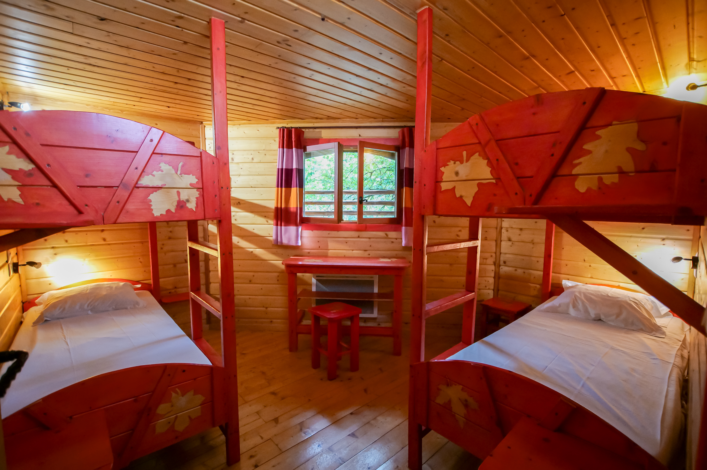Manoir dans les Arbres — Château avec jacuzzi à 9m en Vienne à Dienné — vue depuis la terrasse