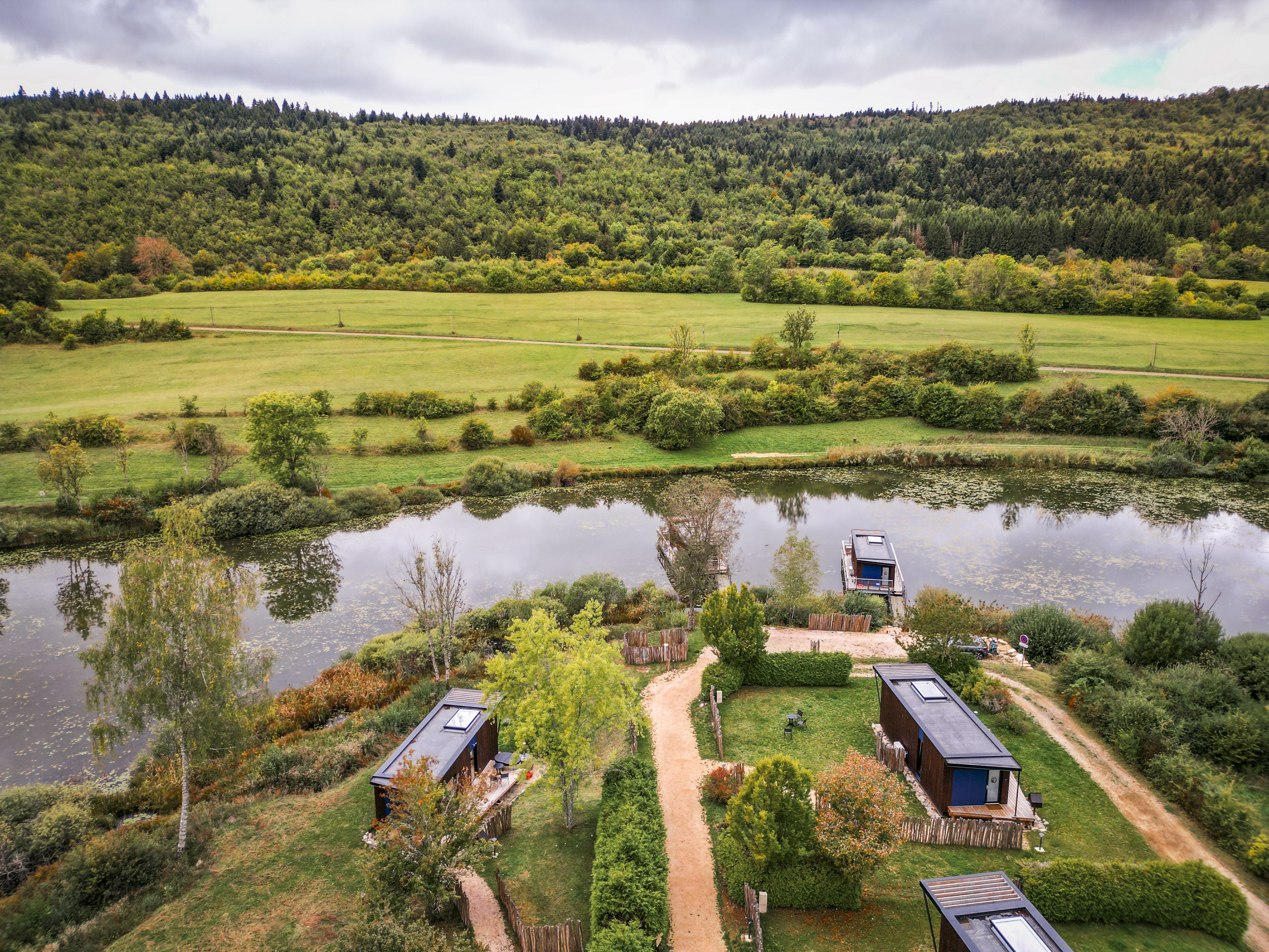 Lodge Famille sur Terre & Spa : une évasion sensorielle en Rhône-Alpes à Plateau D'hauteville — vue intérieure