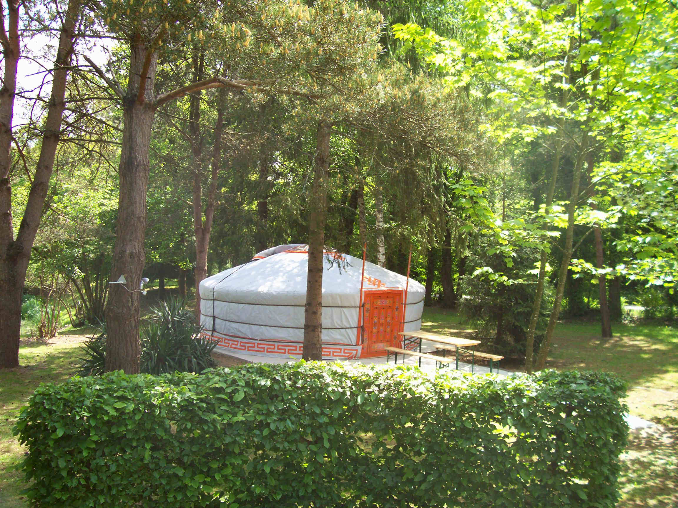 Vivez l'expérience unique de la Yourte Lila en Vendée