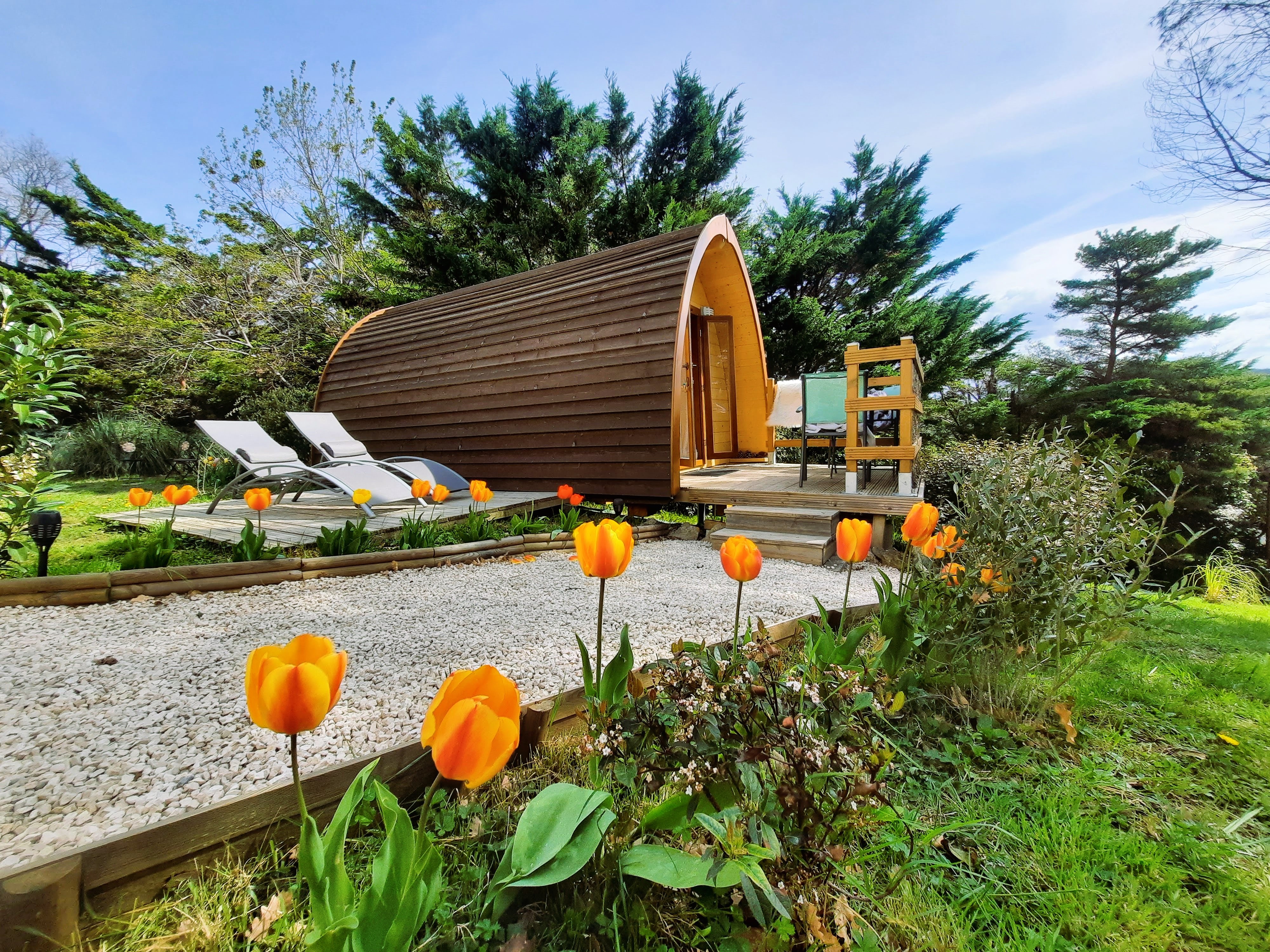 Mégapod la Bergerie Insolite — Pod avec jacuzzi à Ariège