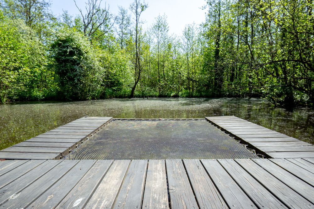Lodge Flottant Rivage — Cabane sur l'eau avec spa à Somme à Saint-Quentin-En-Tourmont — détail architectural