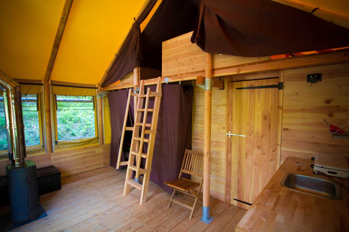 La Cabane : une immersion en pleine nature à Saint Jean Du Gard — vue intérieure