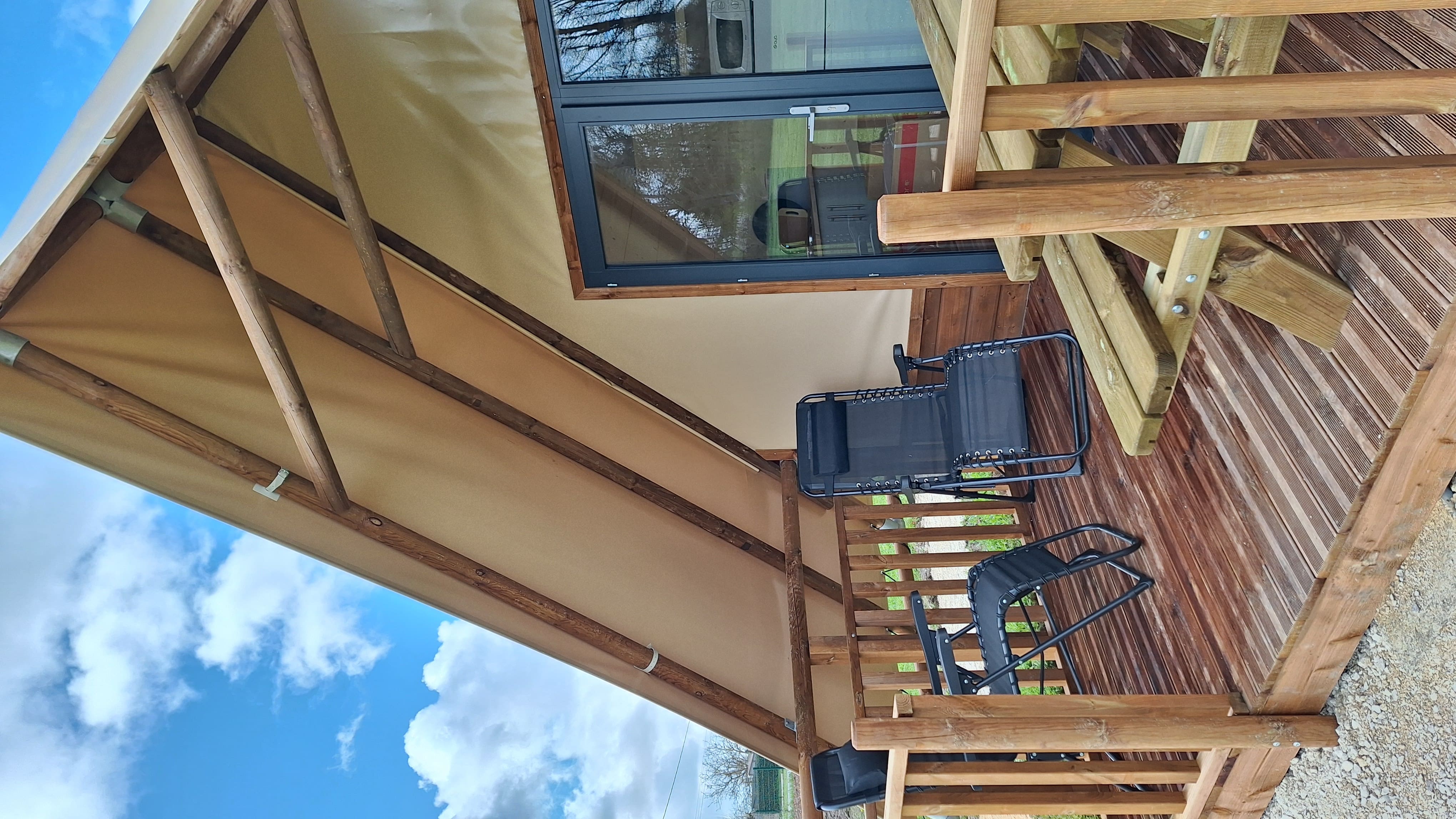 Cabane Family Violette — Séjour avec spa à Loir-et-Cher à Marolles — espace de vie