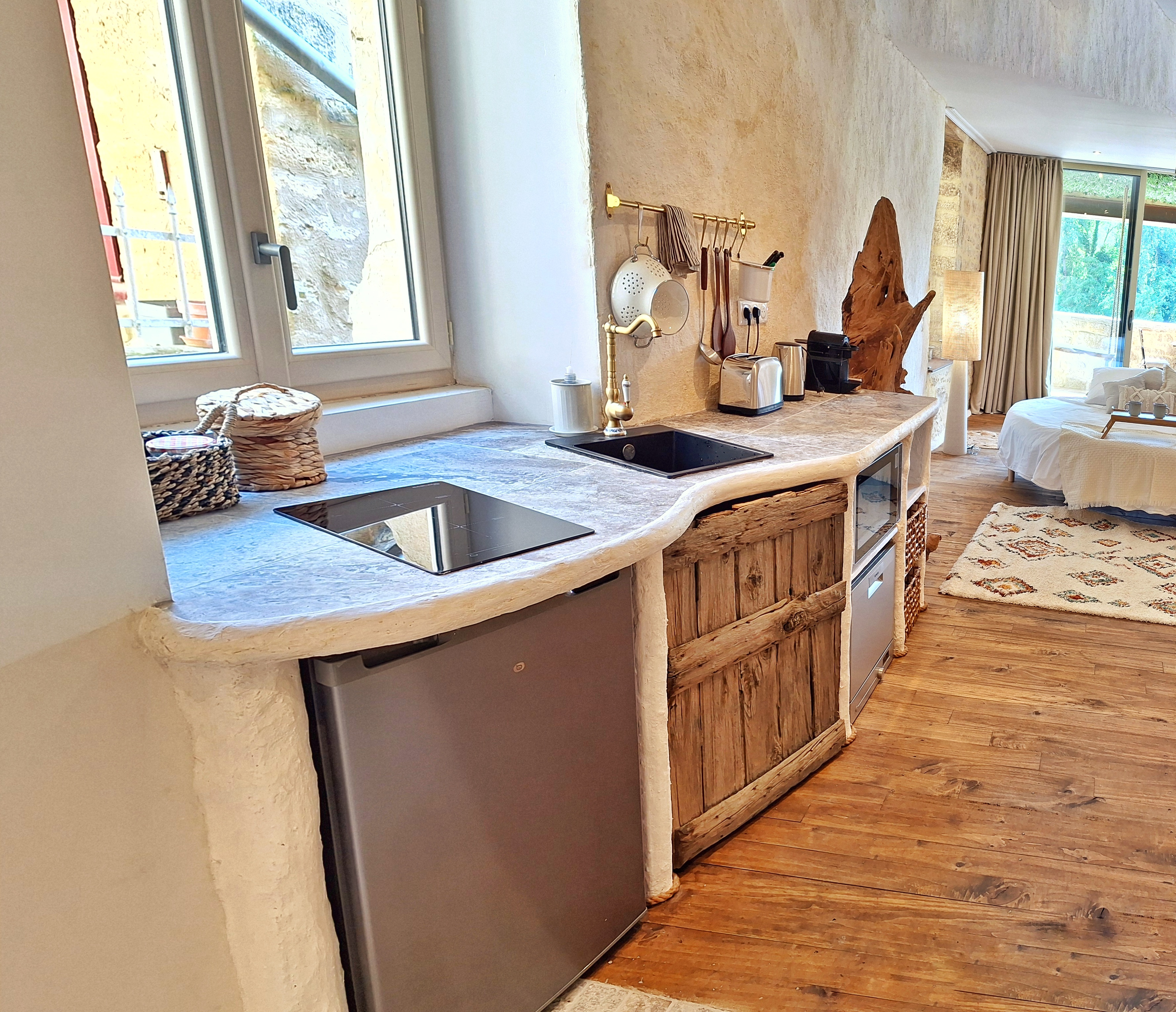 Photo 9/9 — Maison insolite « L'Instant Magique — Maison insolite avec spa à Dordogne » à Azerat Dordogne