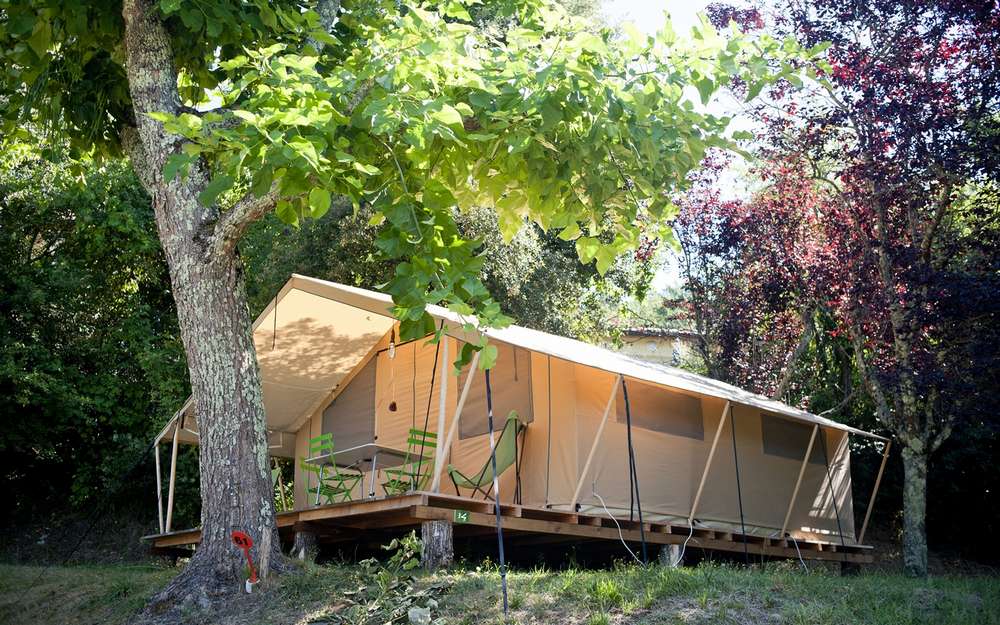 Tente Classic 5 — Confort et espace à Noirmoutier en Vendée à Saint-Genis-Les-Ollières — cuisine