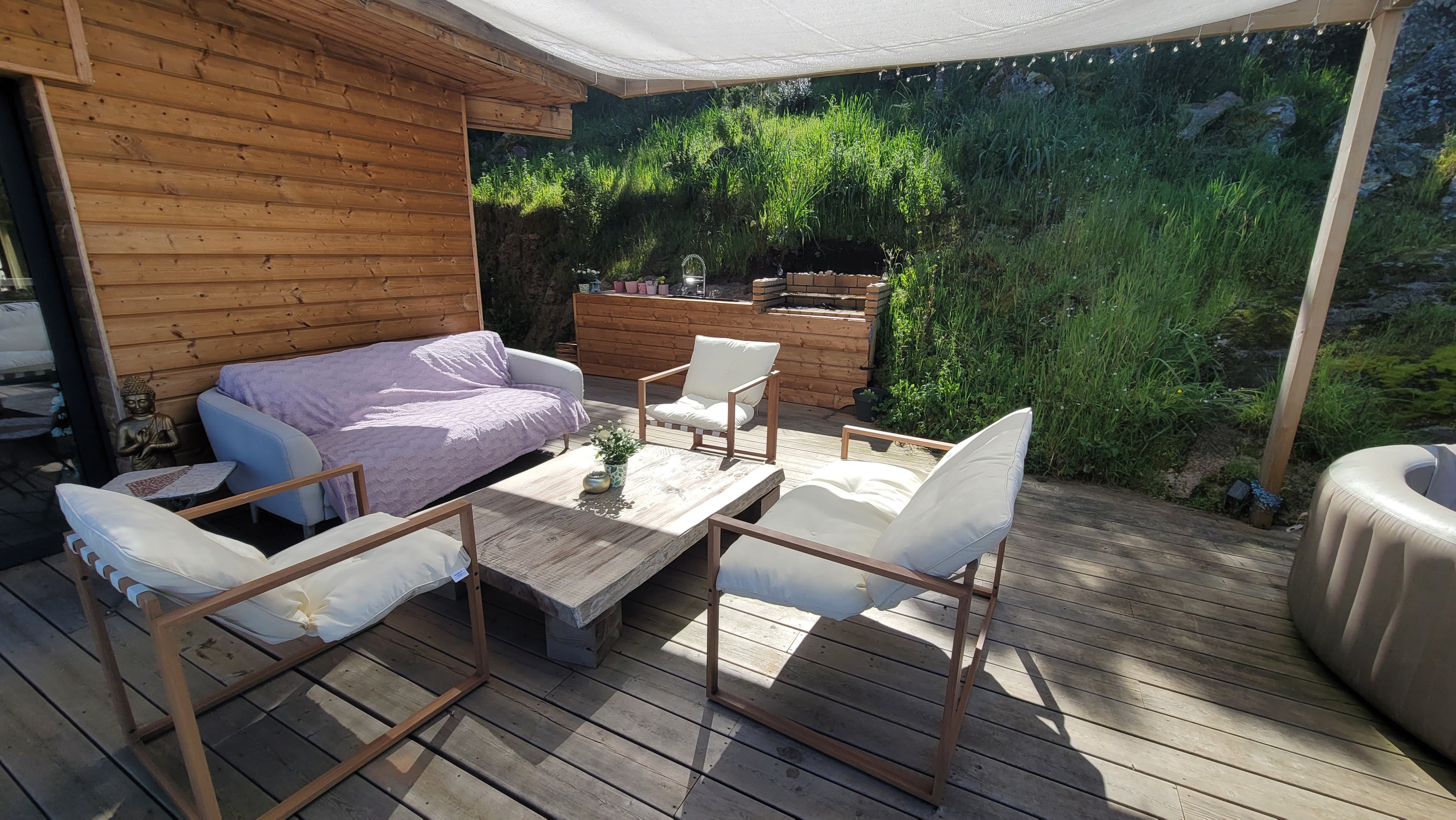 Villa A Dimora di Murza Liliekaena — Maison avec spa et piscine à Corse-du-Sud à Albitreccia — salle de bain
