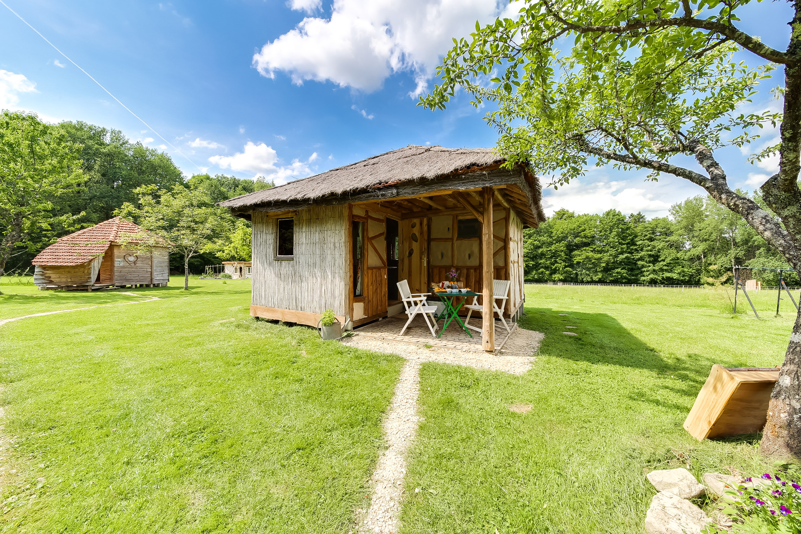La Cabane en Bois : une immersion au cœur de la Lorraine à Claudon — cuisine