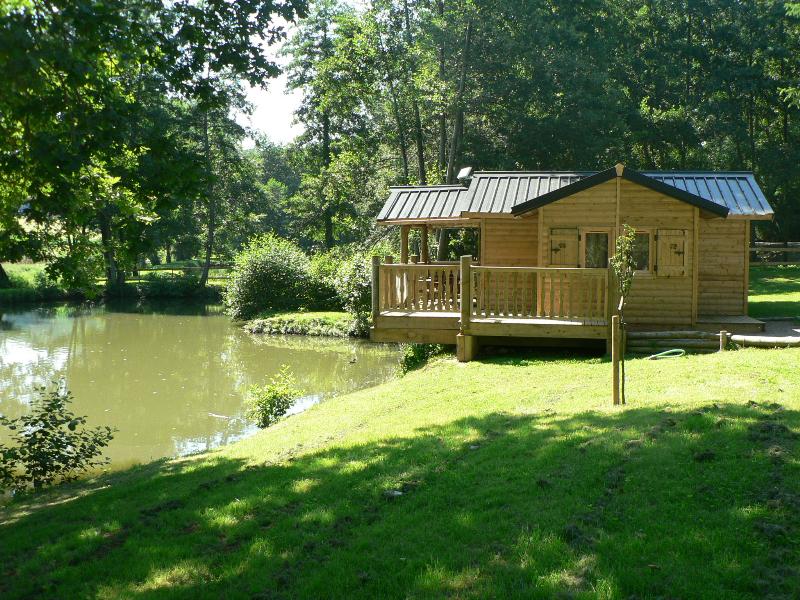 La Cabane du Pêcheur : une échappée belle en Picardie à Cessières-Suzy — espace de vie