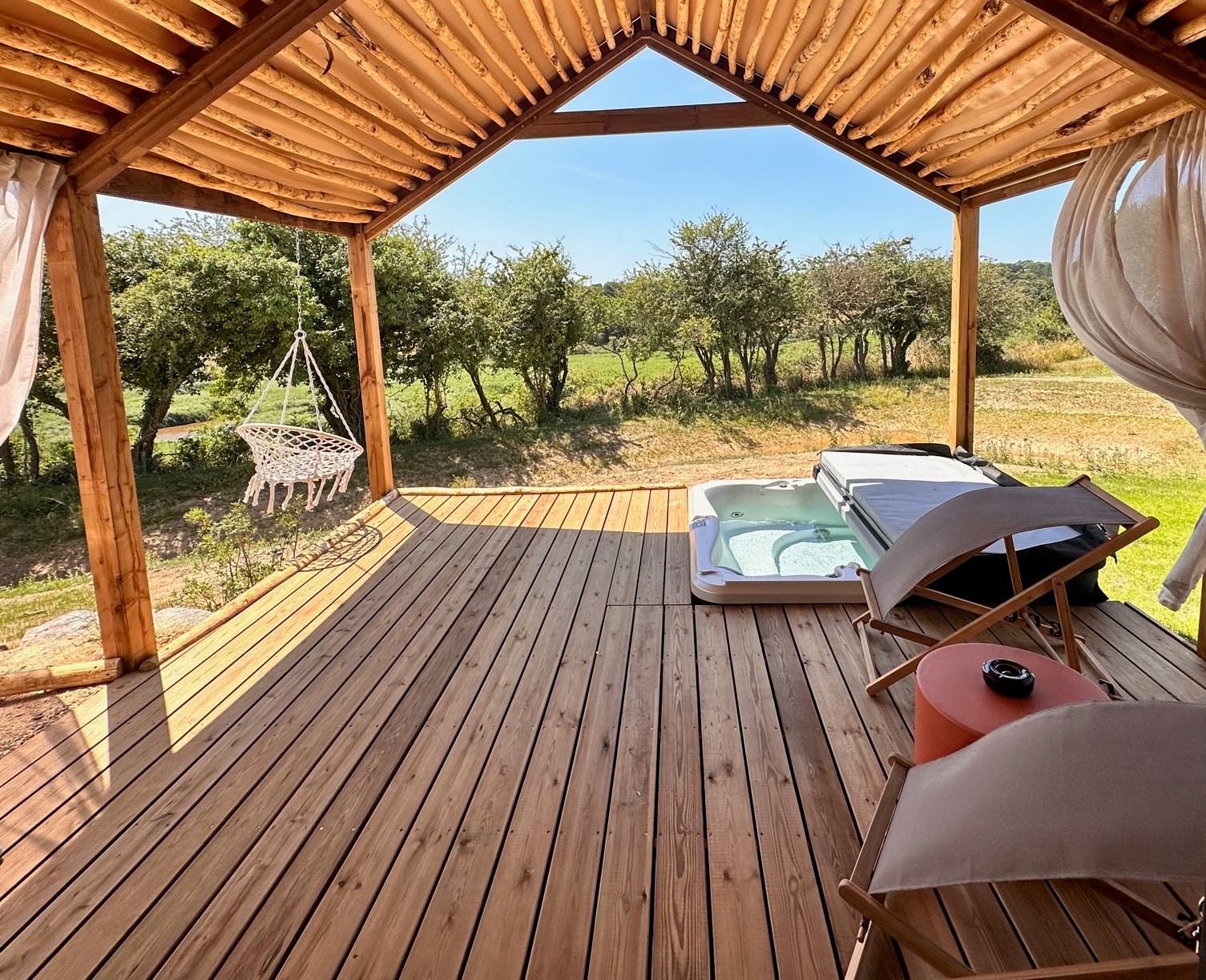 Lodge PMR et Spa Bohème : un refuge enchanteur en Vendée