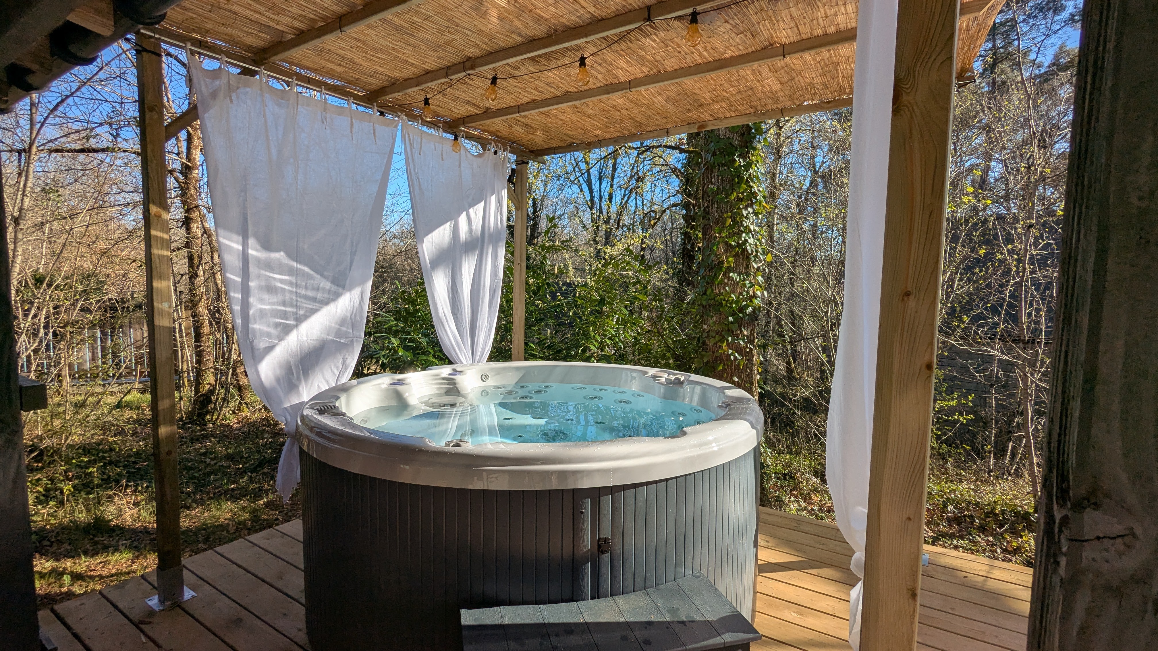 Chalet Grand Chêne : une évasion romantique avec spa privatif
