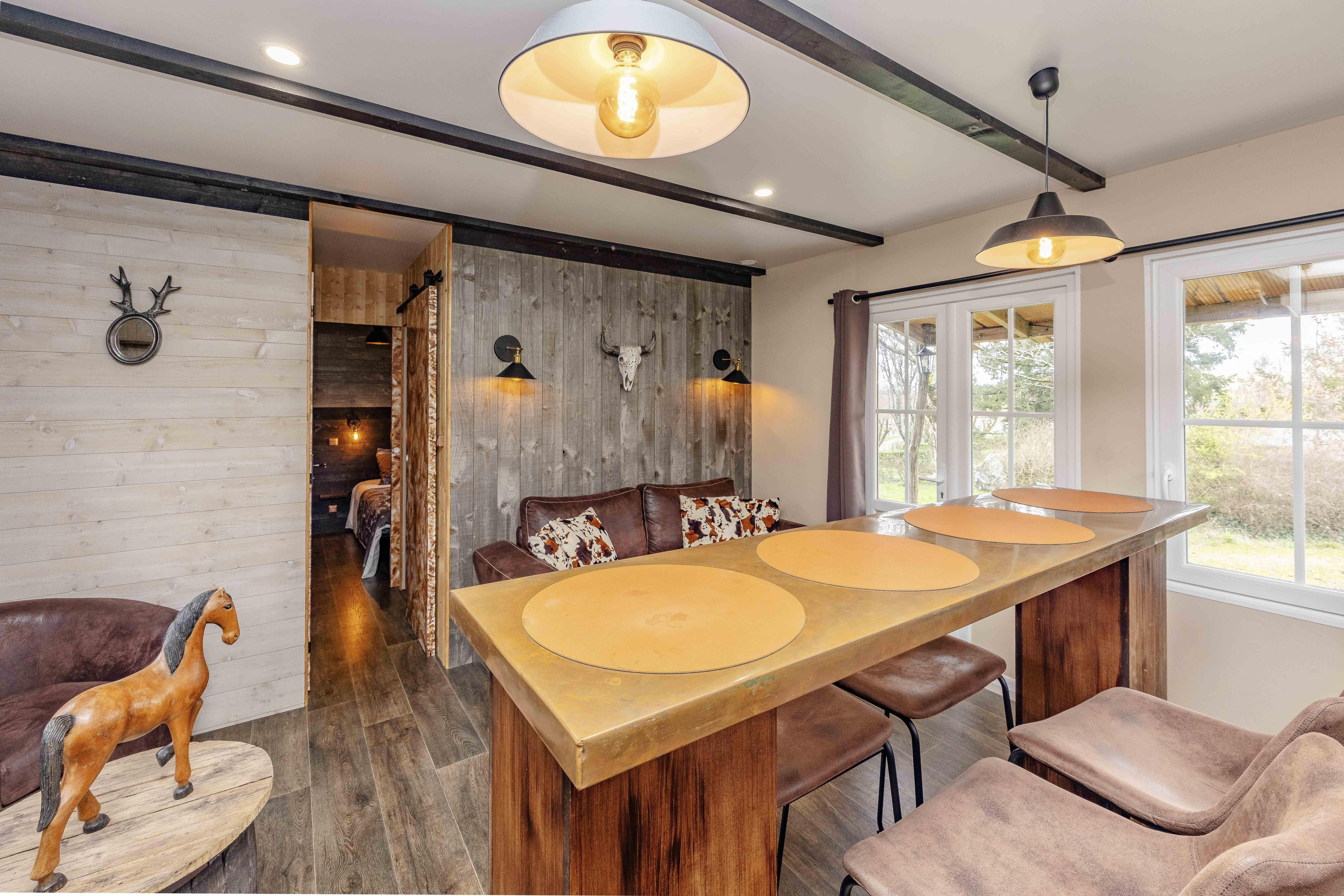 Mobil-home Saloon & SPA privatif — Cabane avec spa à Les Auzerals, Tarn à Rabastens — cuisine