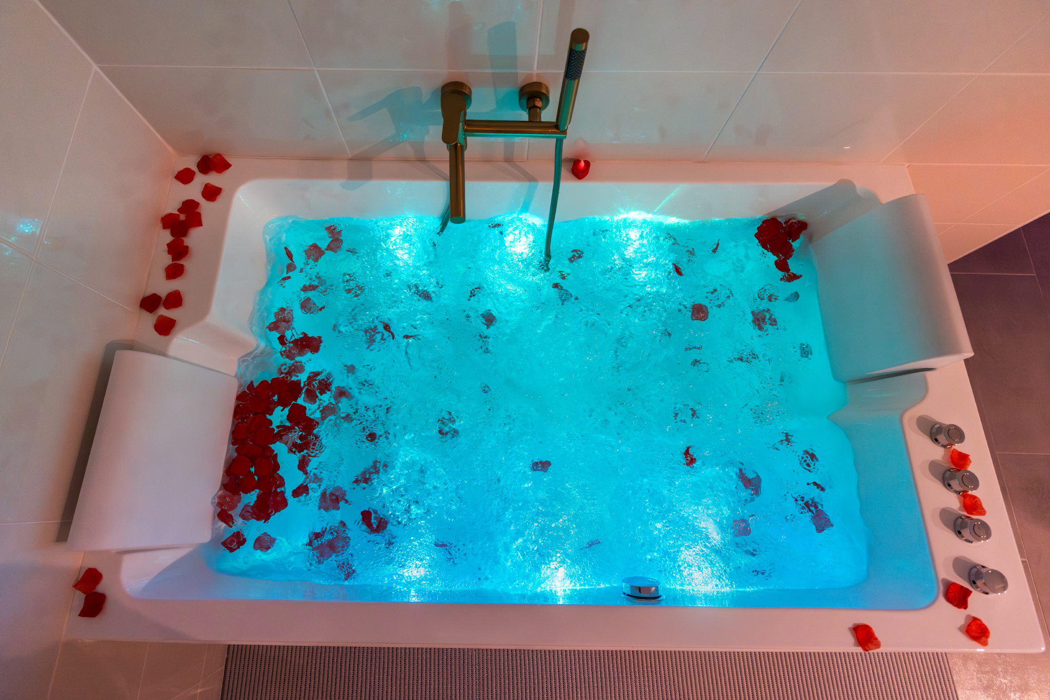 Le bridger love & Spa — Love Room avec spa à Aude à Gaja-et-Villedieu — vue depuis la terrasse