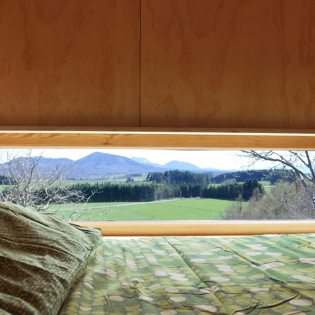 Cabane Latite : une échappée belle en Auvergne à Manzat — espace de vie