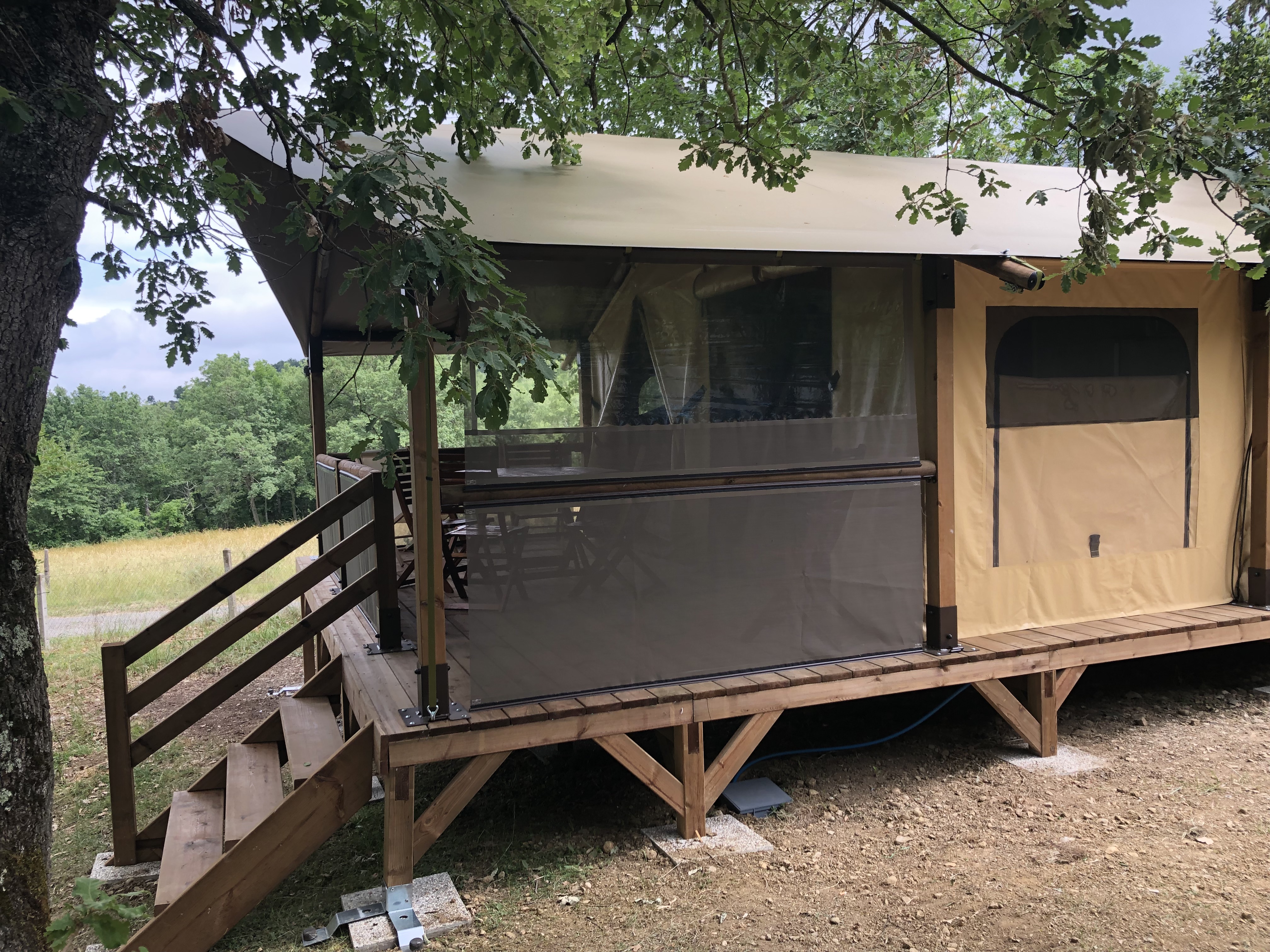 Lodge Glamping : une immersion sauvage en Midi-Pyrénées à Belloc — vue intérieure