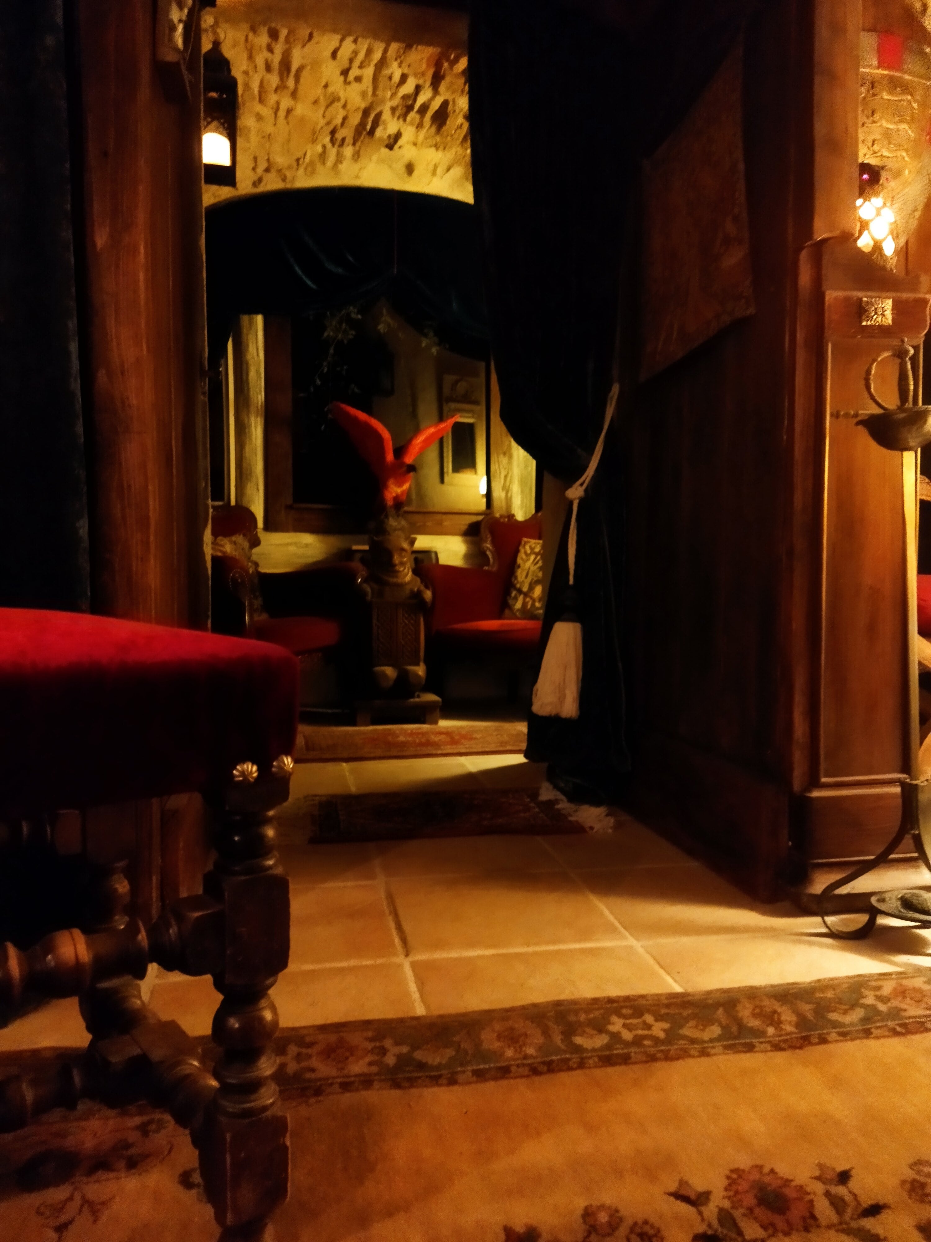 Suite magique du Petit Sorcier — Chambre à thème avec escape game à Gard à Saint-Jean-du-Gard — salle de bain