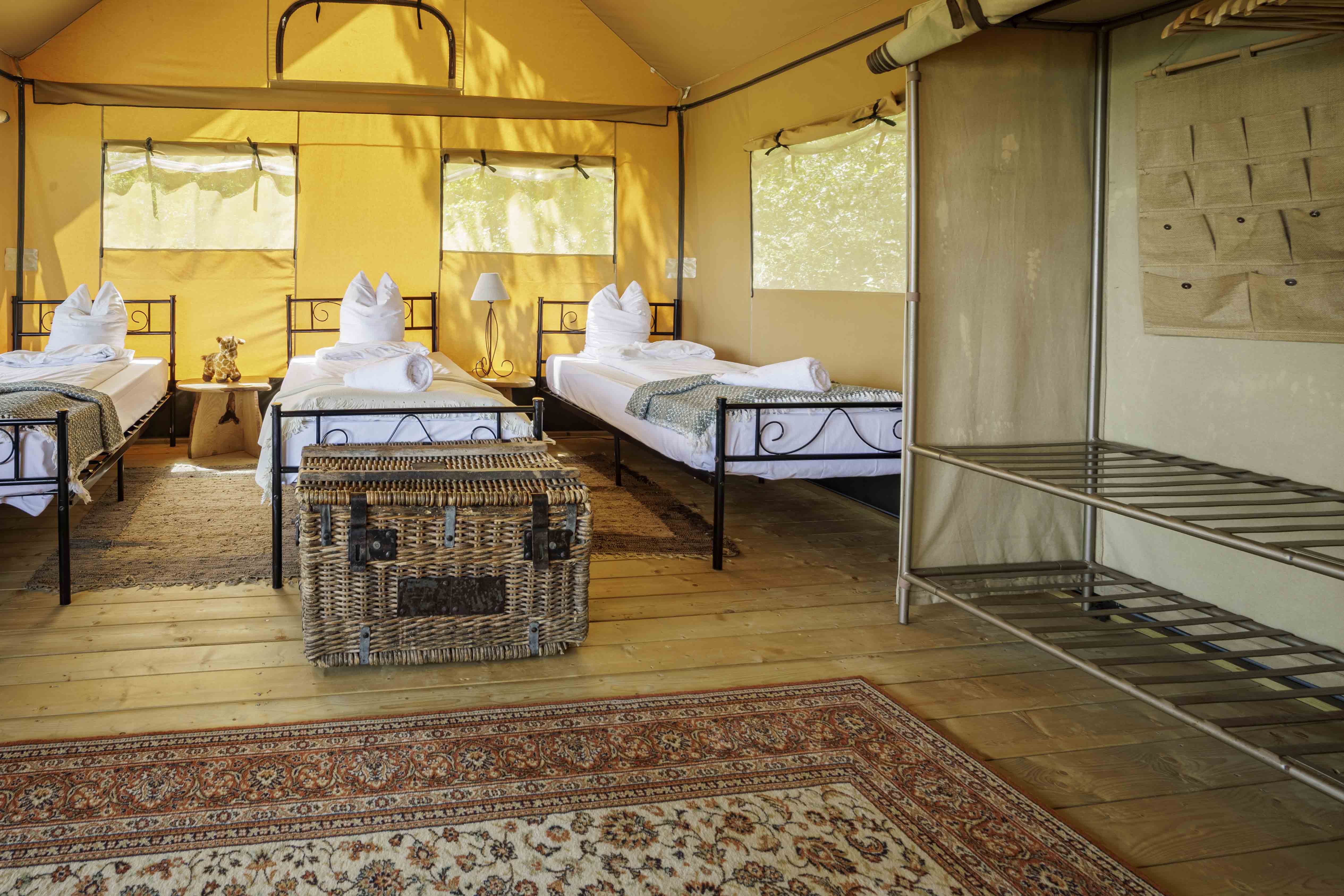 Samburu, en-suite — Lodge safari avec spa à Tarn-et-Garonne à Varen — vue depuis la terrasse