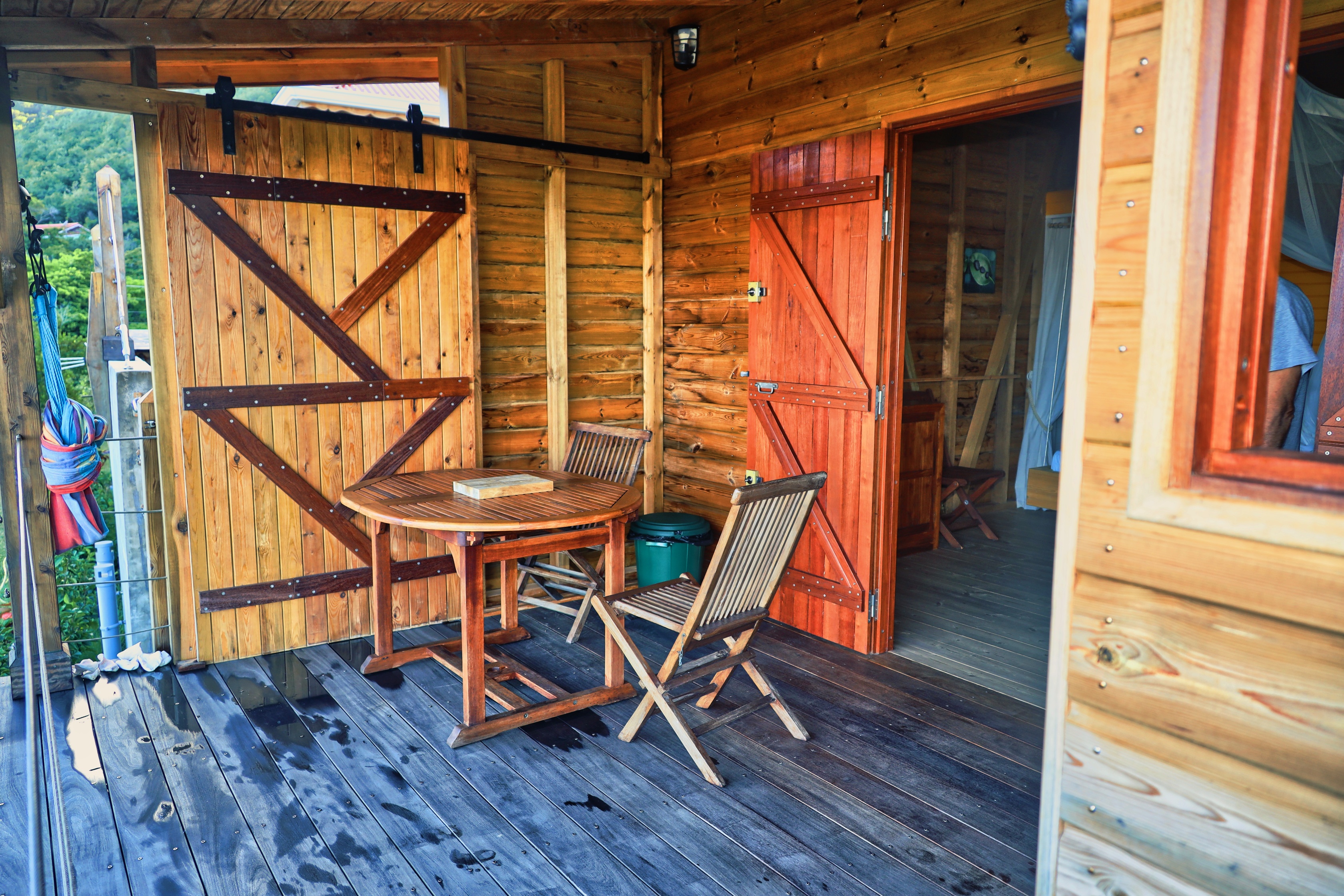 Ti Kaz Anoli : une cabane au cœur de la Guadeloupe à Terre-De-Bas — cuisine