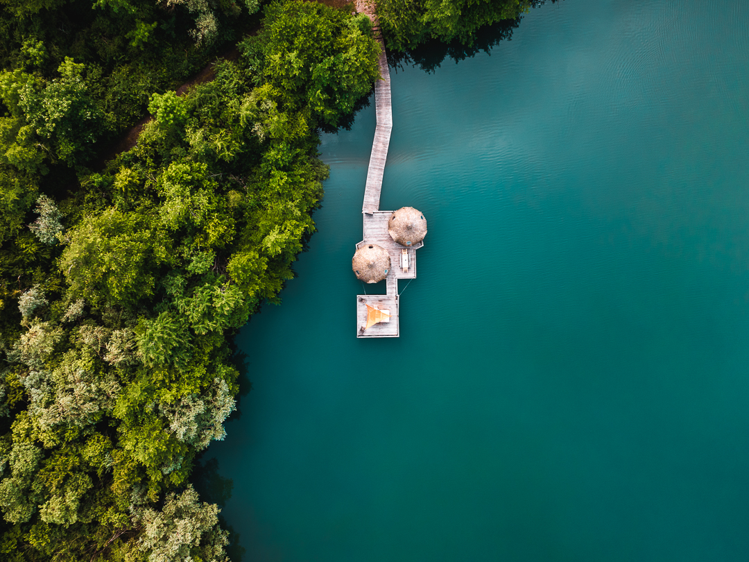Cabane Spa Robinsons : une évasion sur l'eau en Franche-Comté — Cabane à Chassey-Lès-Montbozon