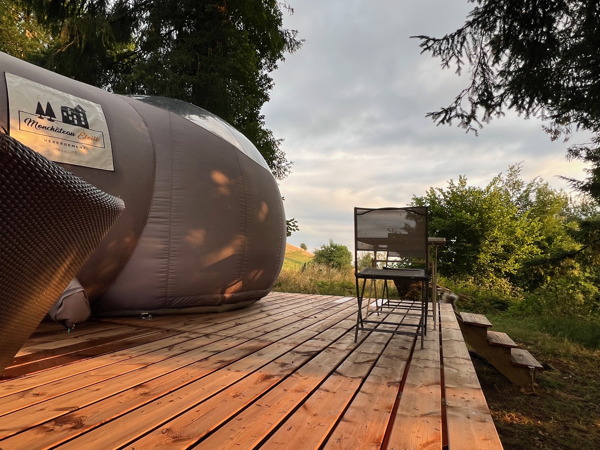 Bulle transparente et son spa