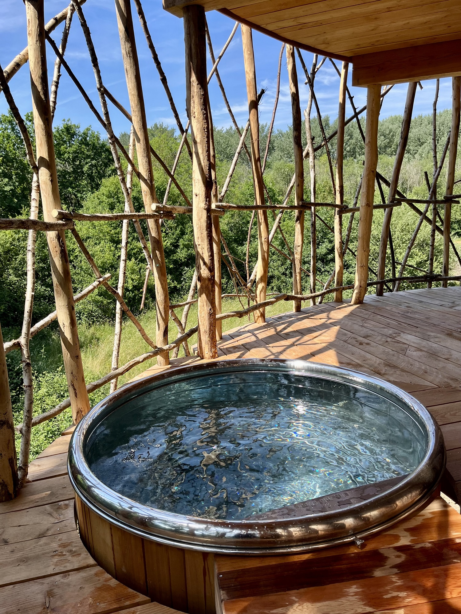 Cabane Spa Temps Suspendu : une immersion dans les arbres en Picardie à St-Léger-Aux-Bois — espace de vie