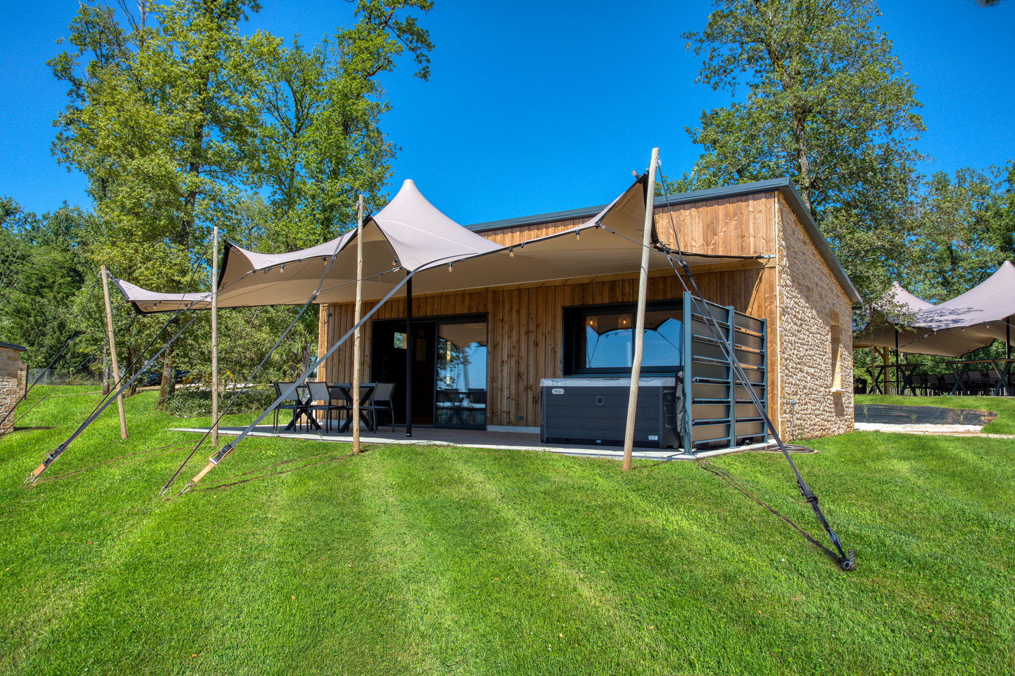 Lodge spa des Tilleuls : une évasion sensorielle en Aquitaine — Lodge à Sarlat