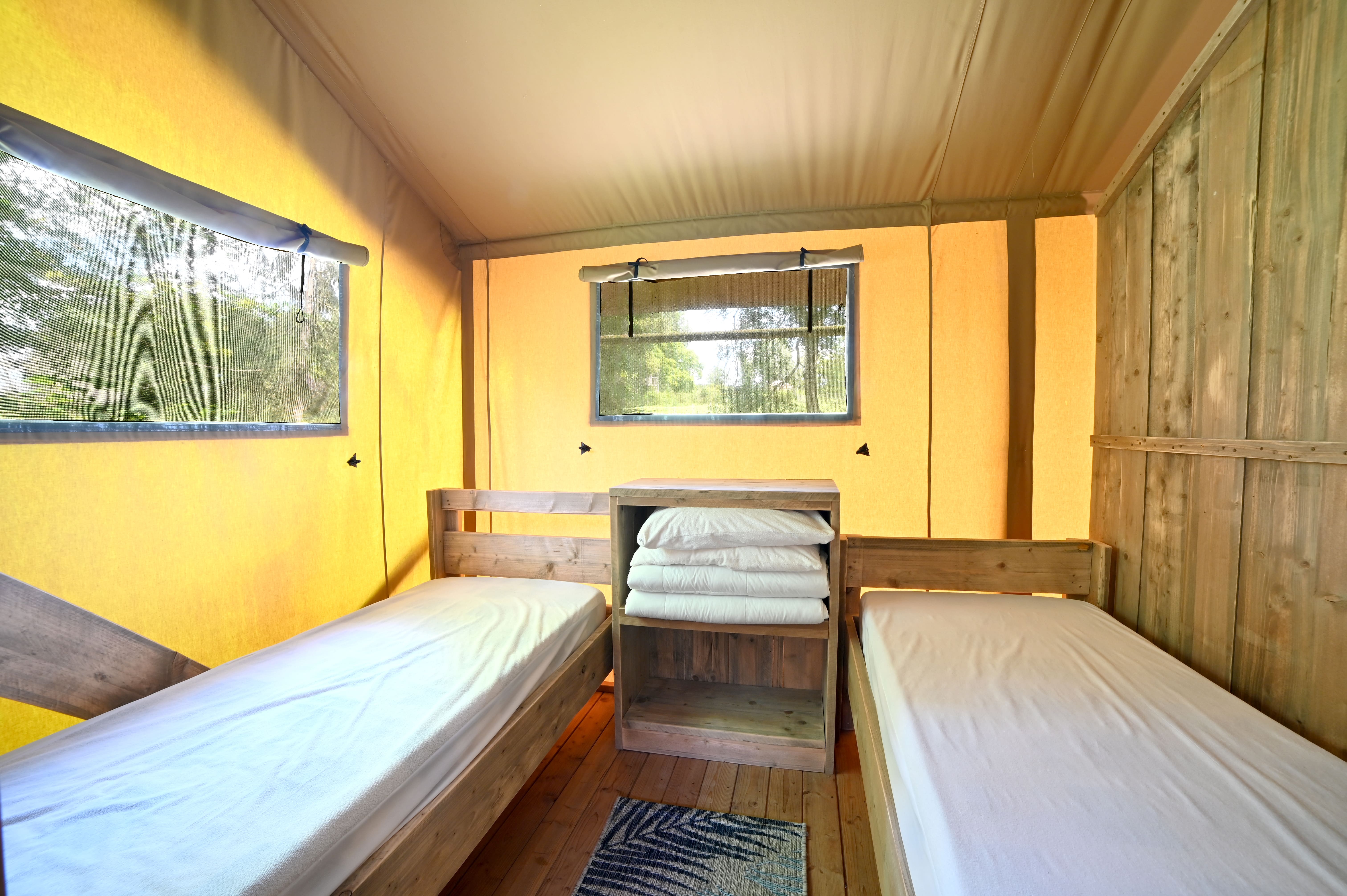 Lodge Spa du Ruisseau : une expérience immersive en pleine nature à Descartes — vue depuis la terrasse