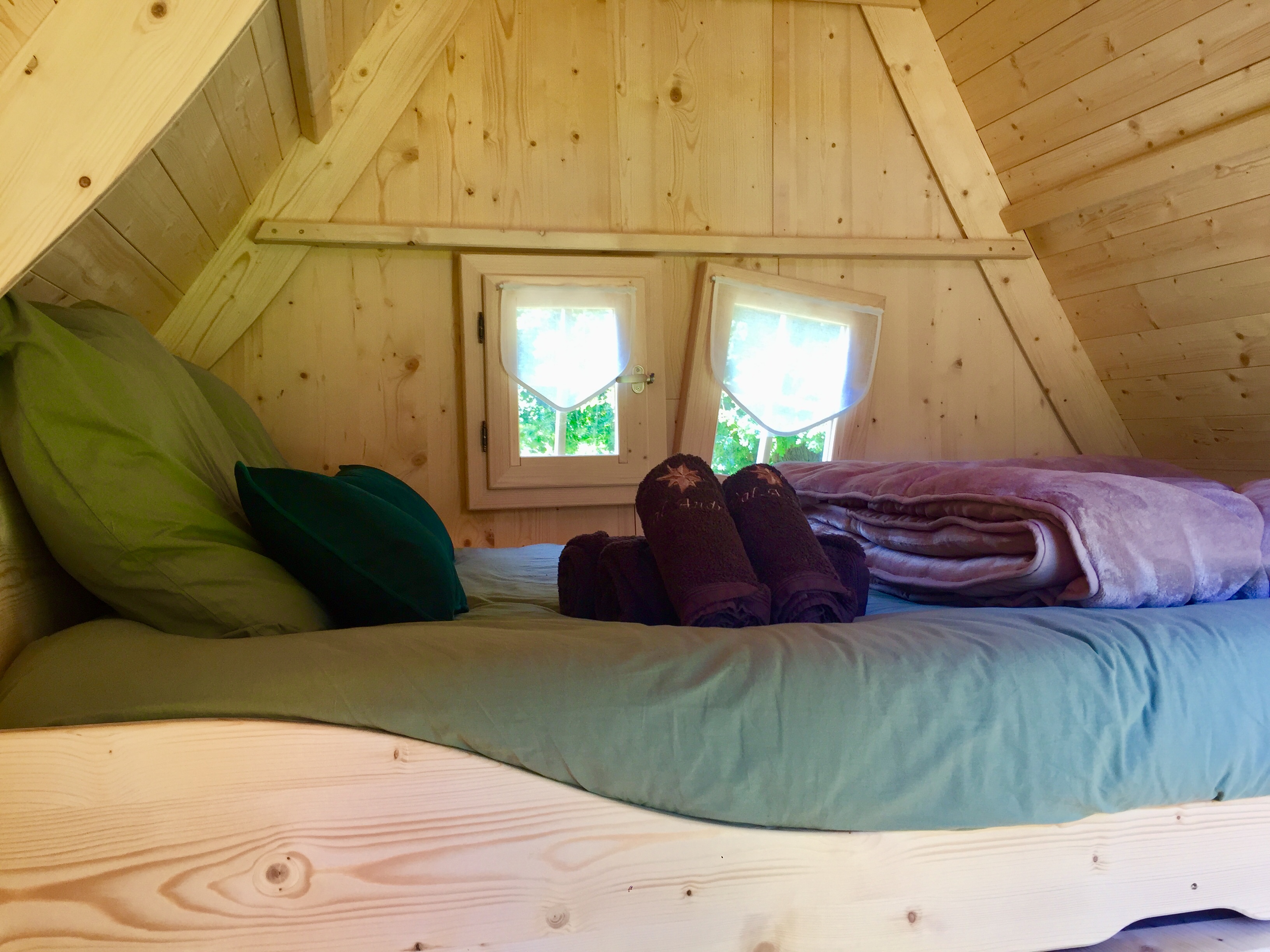 Cabane féerique — Nuit perchée à 4m en Côtes-d'Armor à Saint-Brieuc — chambre