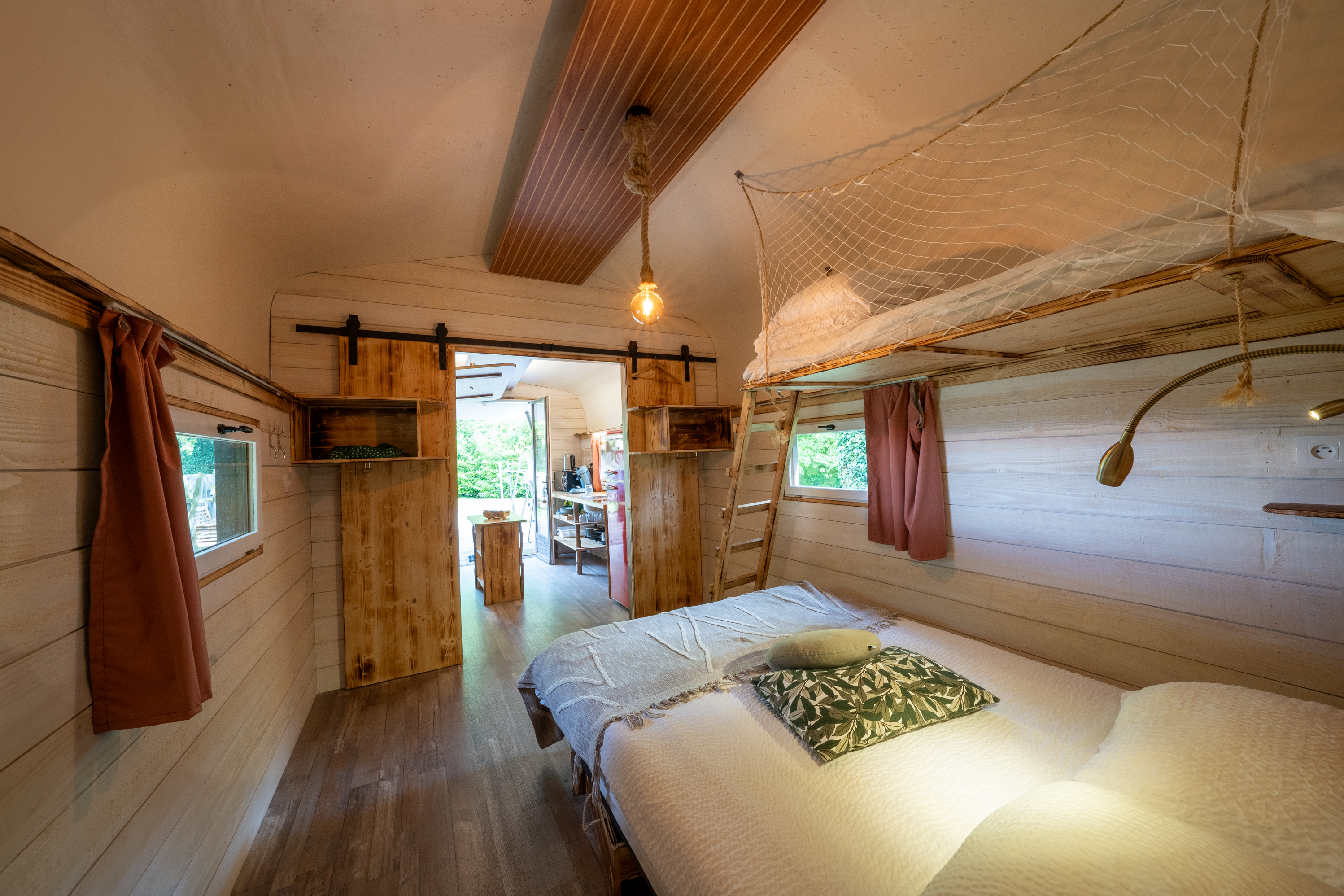 Rêve de Robinson : une cabane bohème en pleine nature