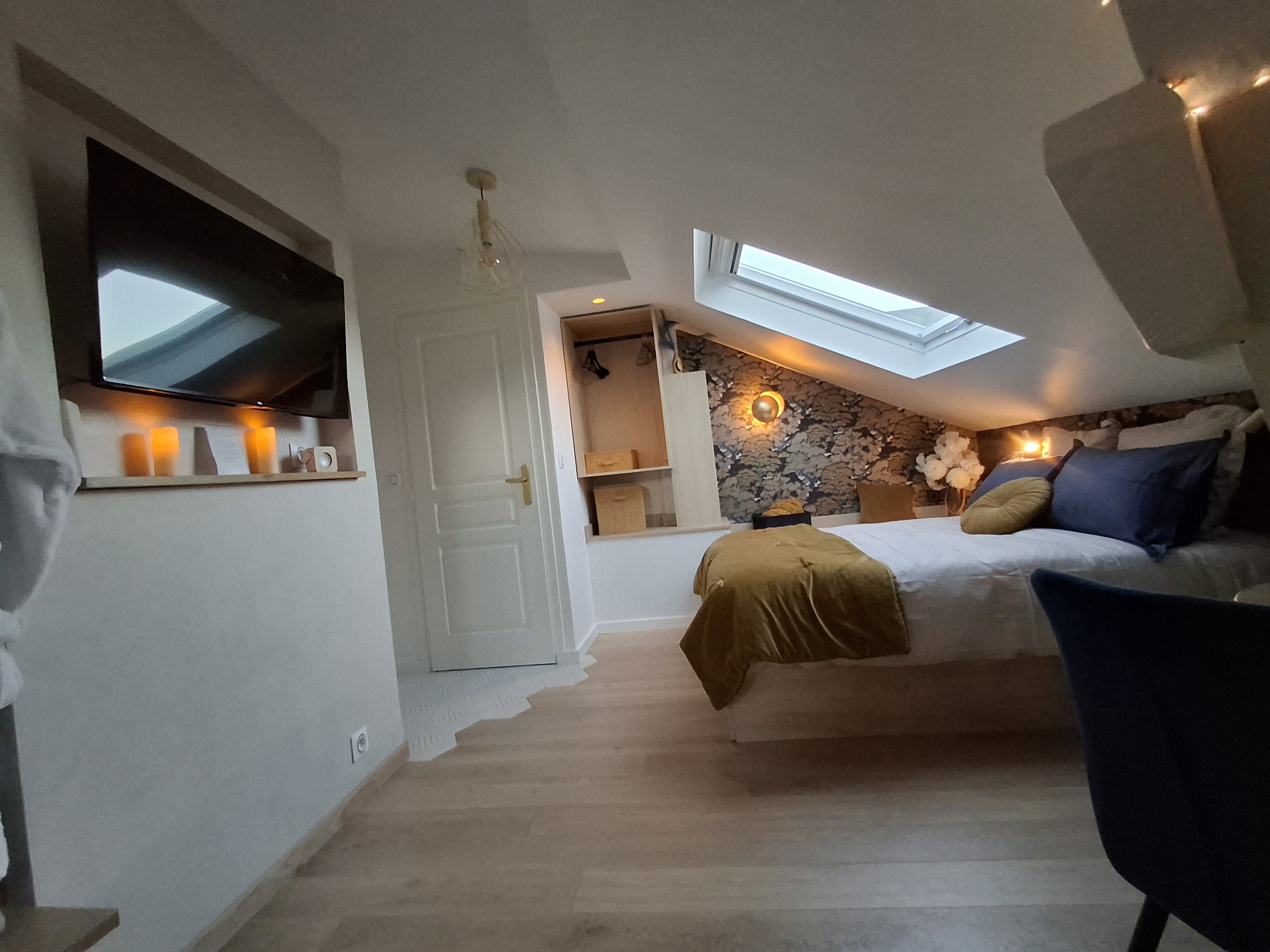 Le 182 - Splendide Hotel — Studio avec spa à Savoie à Chambéry — salle de bain