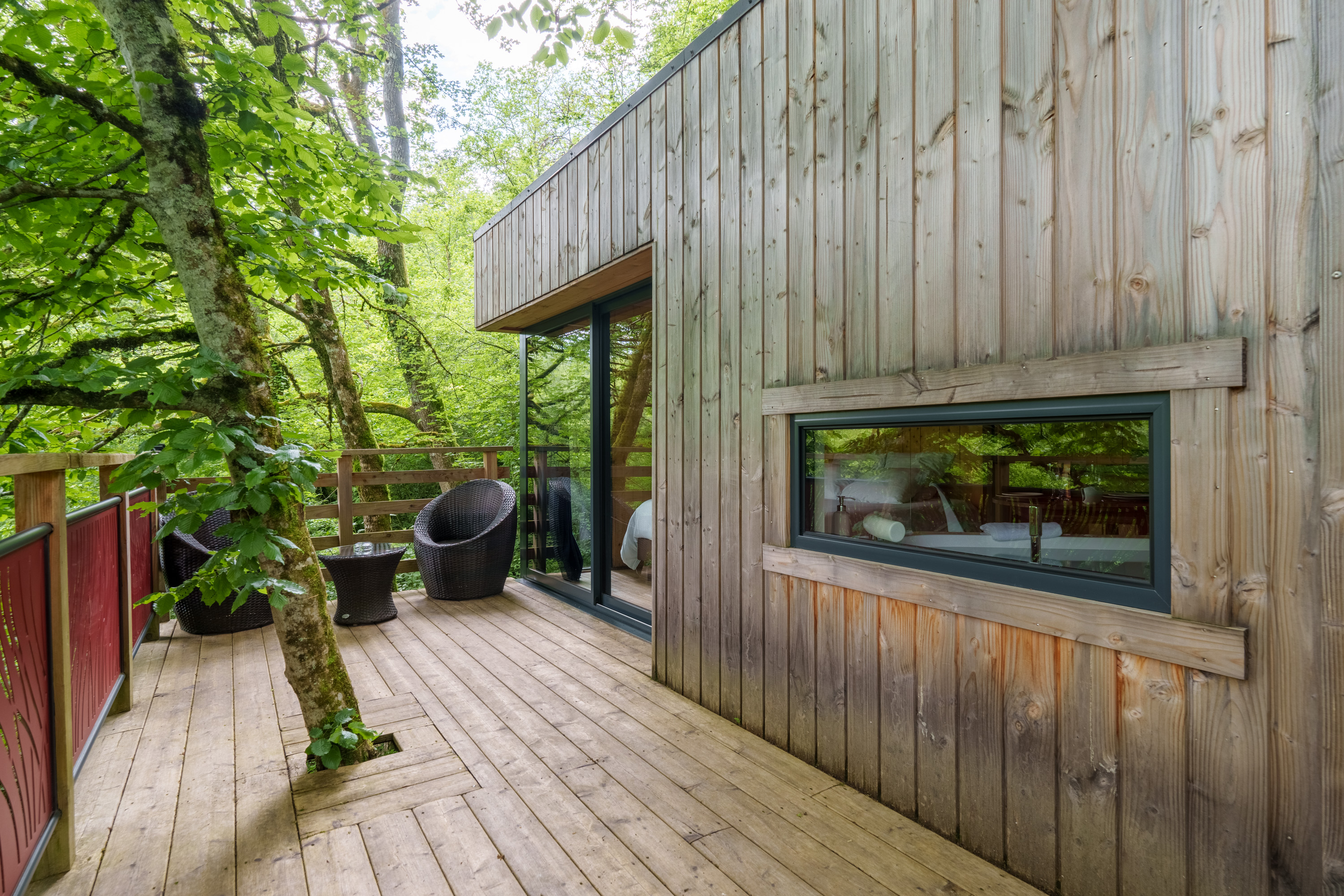 Cabane perchée Carpinus & Spa — Nuit romantique à 2m en Haute-Marne à Marnay-Sur-Marne — salle de bain