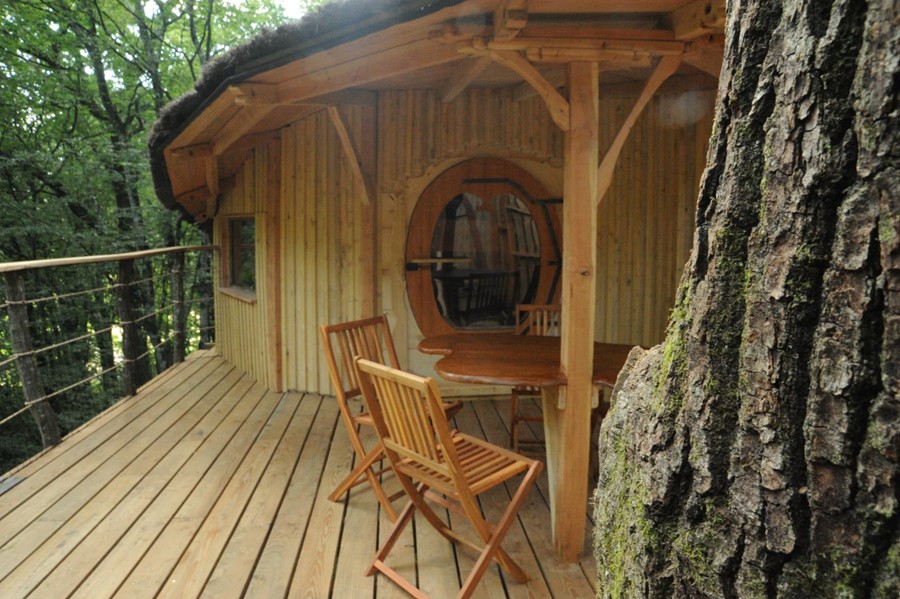 Cabane Tad Goz : une immersion dans les arbres de Franche-Comté à Ranchot — vue depuis la terrasse