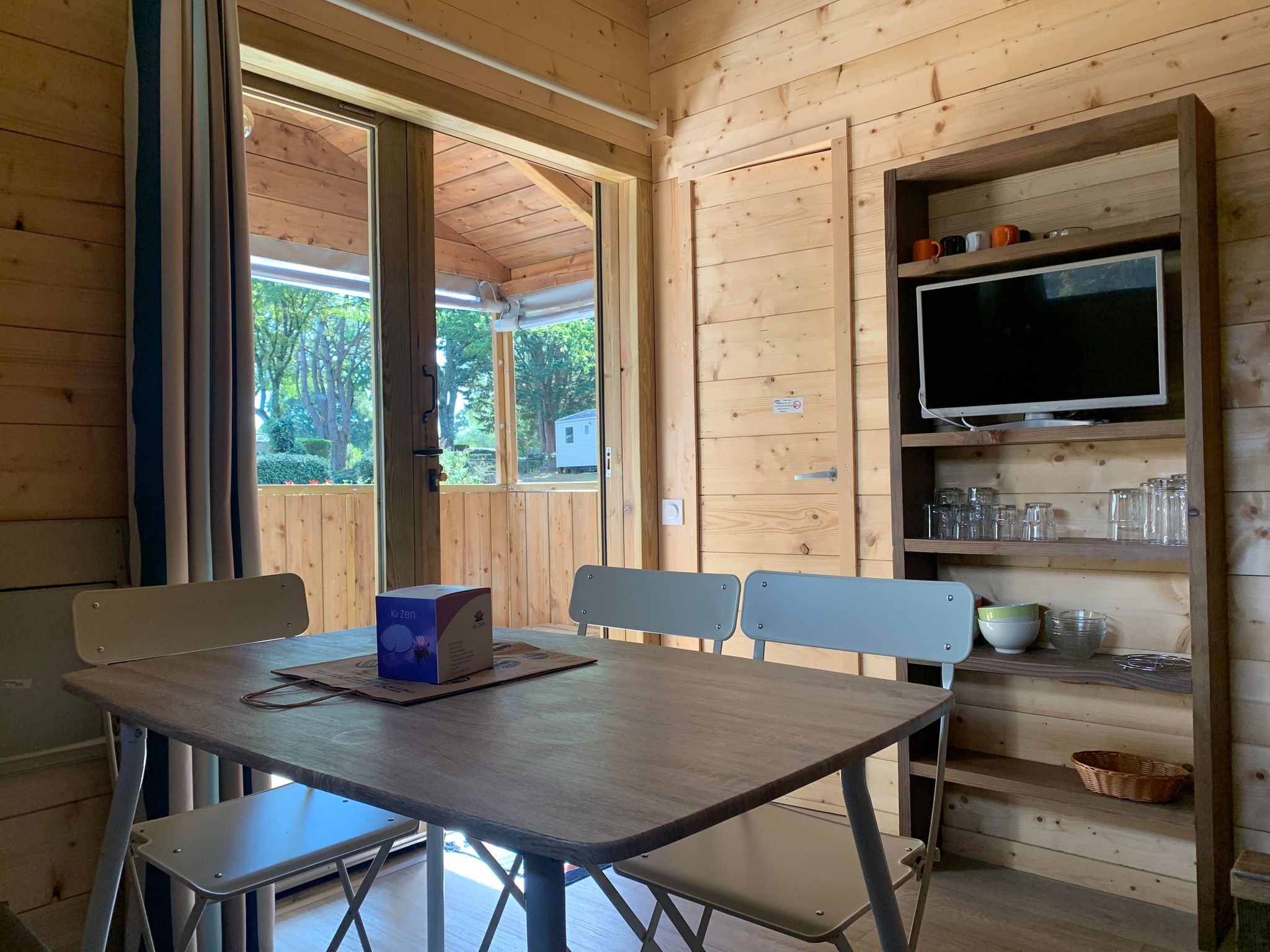 Cabane Family : une évasion en pleine nature à Guérande — espace de vie