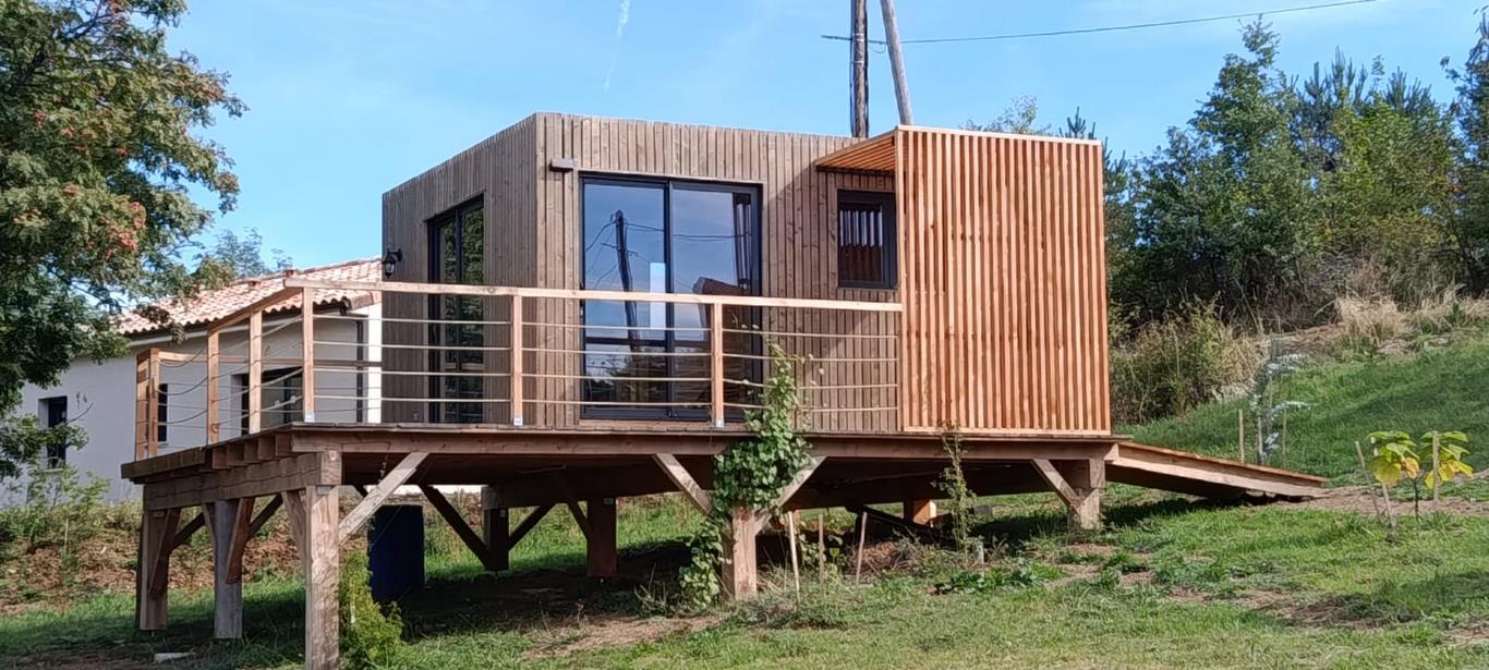 Cabane du Lutin — Cabane sur pilotis avec spa à Ardèche à Aubenas — vue intérieure