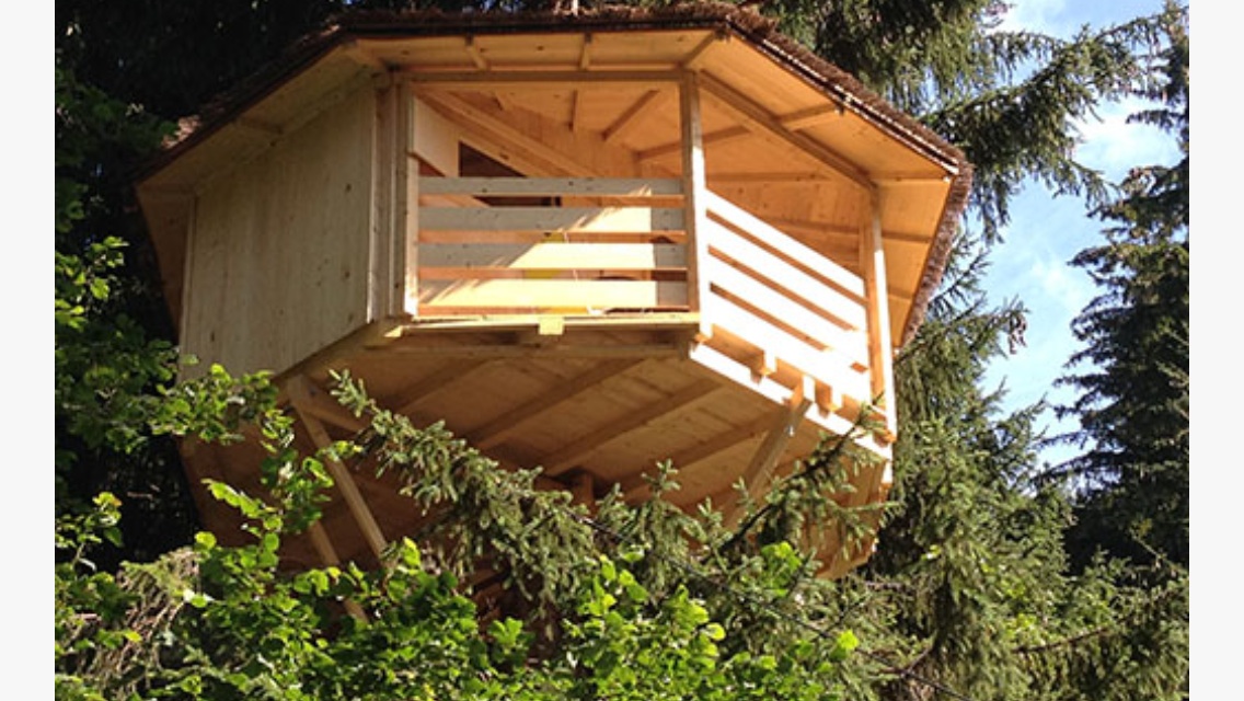 La Verte — Cabane dans les arbres avec vue panoramique à Haute-Savoie à Chamonix-Mont-Blanc — vue intérieure