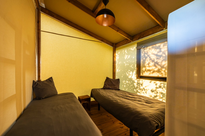 Ecolodge 3 chambres en Haute-Normandie : une immersion nature à Quiberville — détail architectural