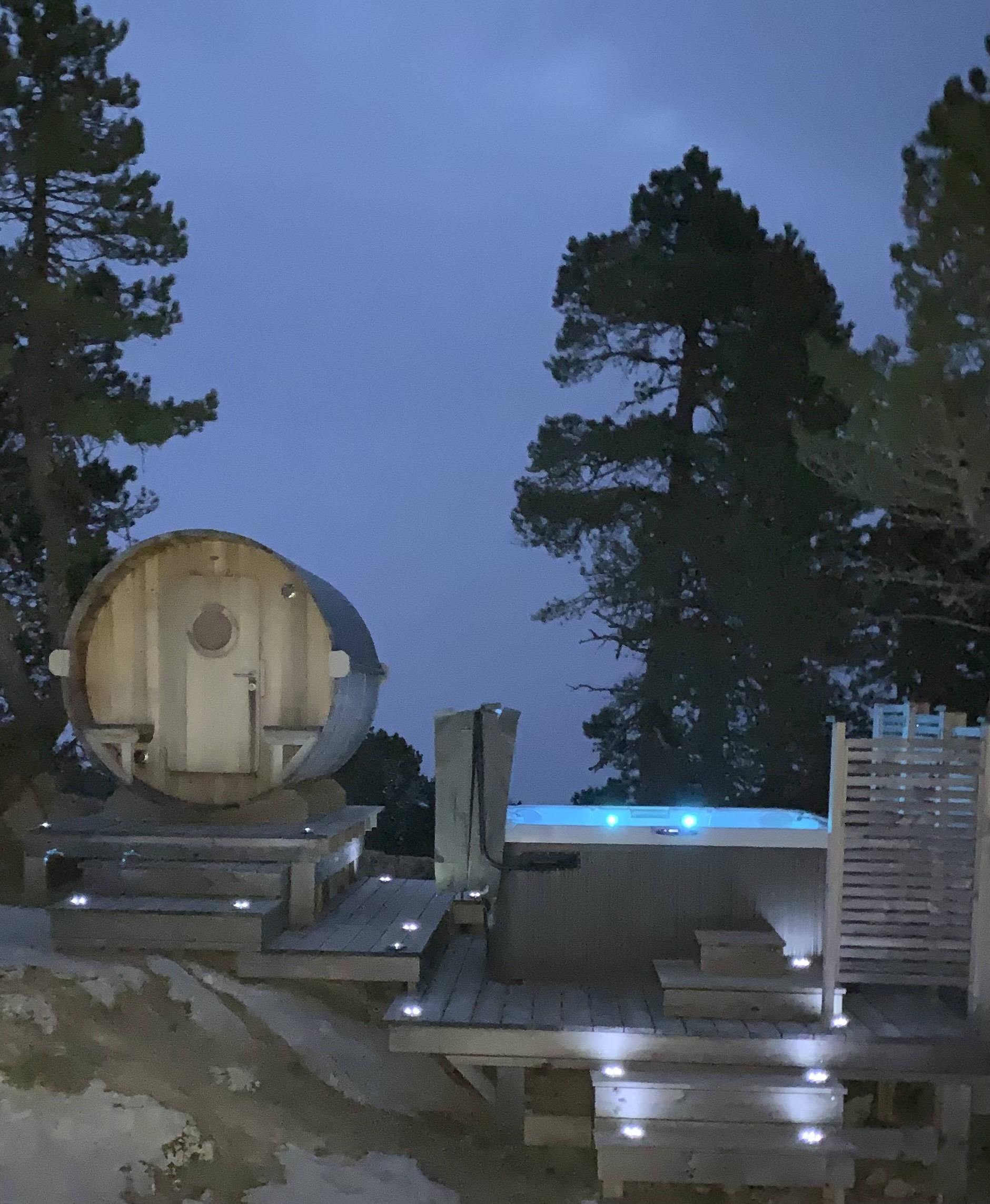 Évasion dans une bulle spa au cœur de l'Aquitaine à Arette La Pierre Saint Martin — vue depuis la terrasse