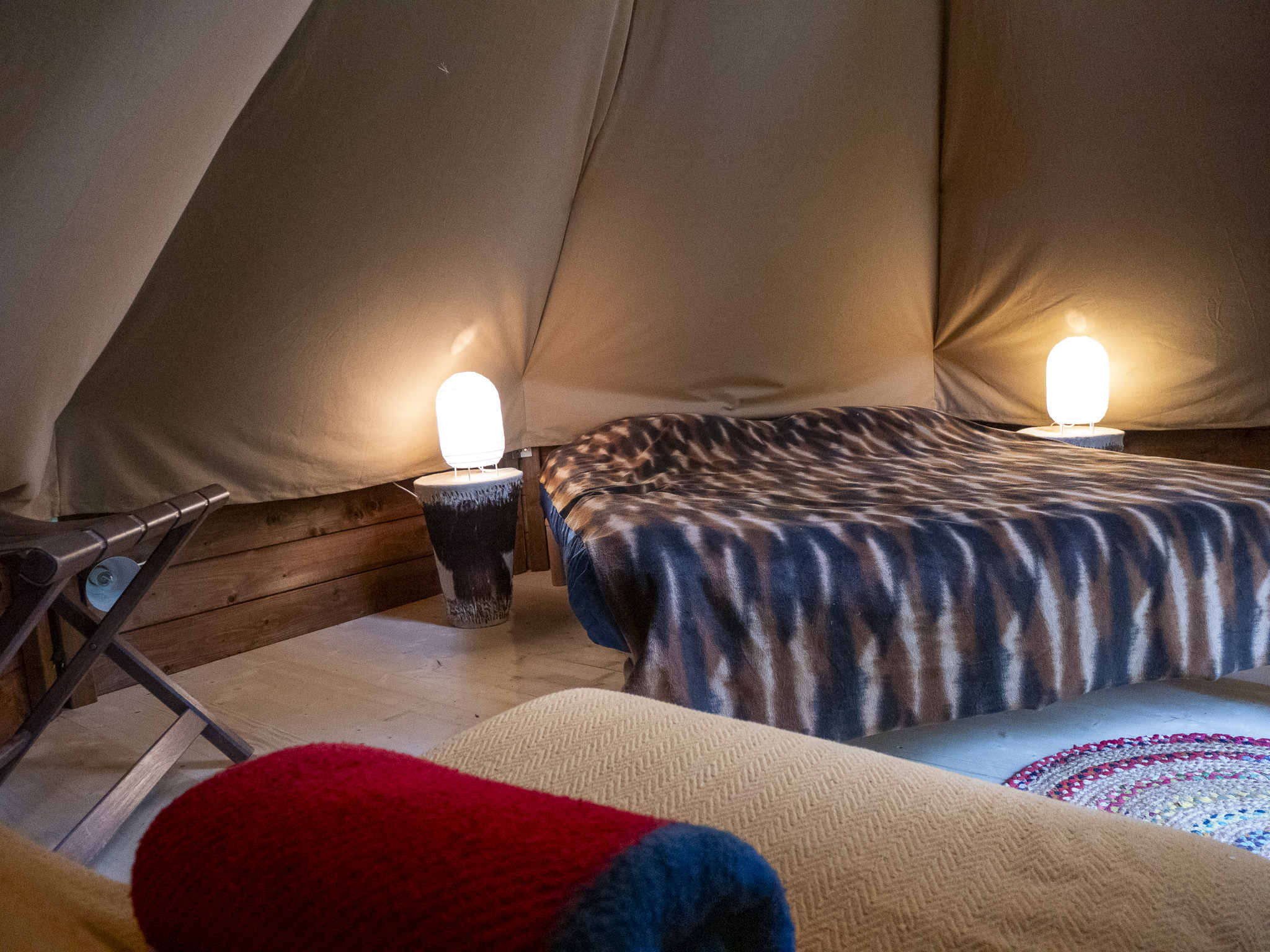 Tipi Moderne — Séjour nature avec spa à Pyrénées-Orientales à Perpignan — vue intérieure