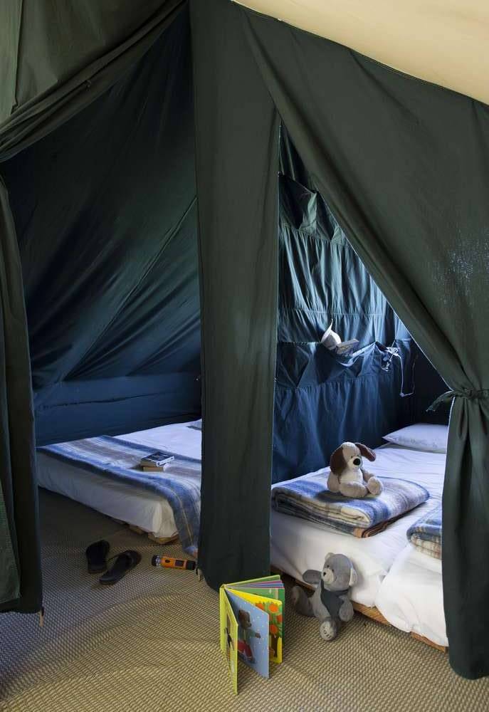 Cahutte Versailles — Cabane confortable avec spa à Versailles à Saint-Genis-Les-Ollières — espace de vie