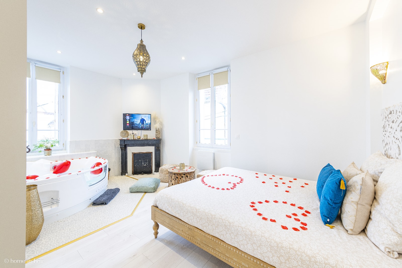 Suite 1001 nuits — Maison insolite avec Jacuzzi à Seine-et-Marne — Maison insolite à Serris