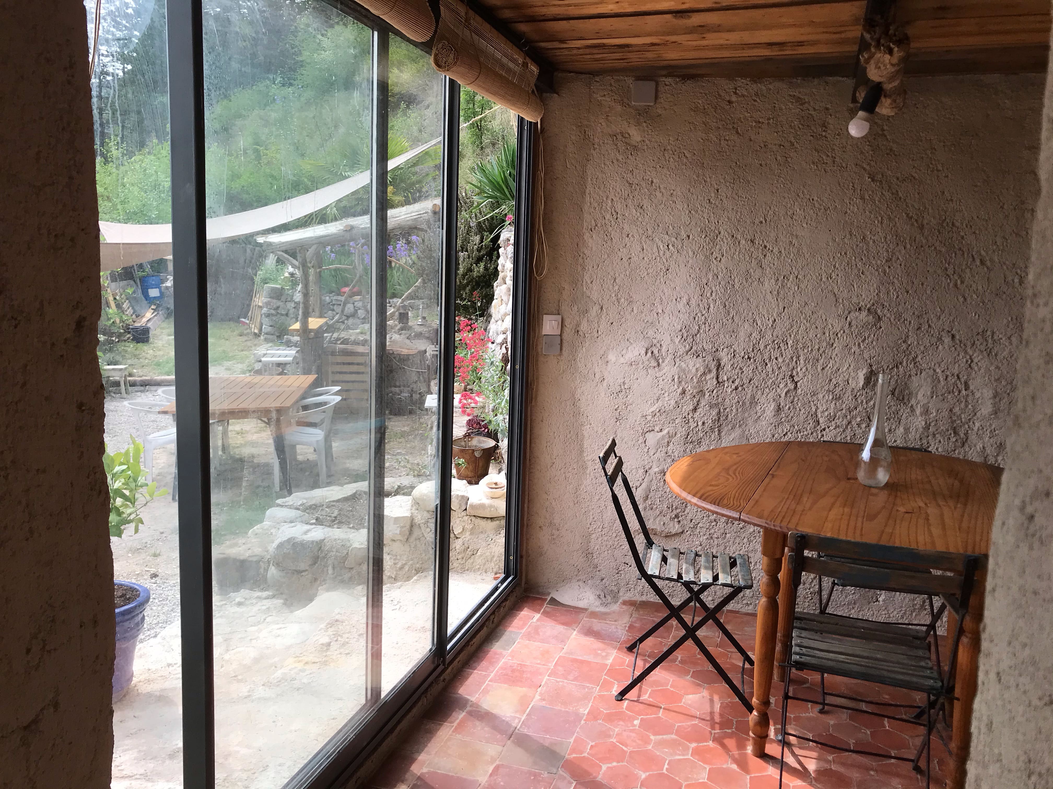Séjournez dans un moulin enchanteur en Provence-Alpes-Côte d'Azur à Serres — espace de vie
