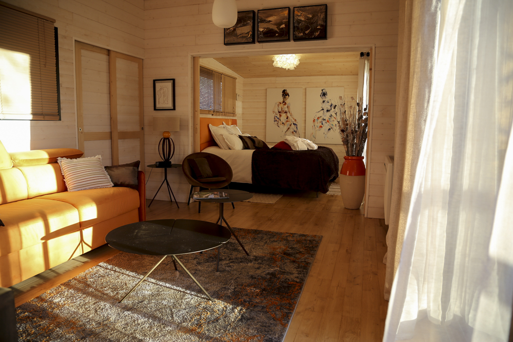 Lodge Spa Secret avec Jacuzzi — Ecolodge relaxant en Dordogne à Bergerac — chambre