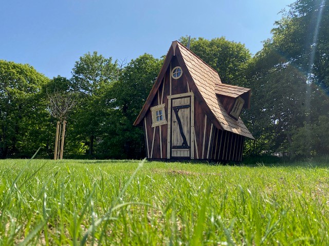 La Cabane des Korrigans : une expérience immersive en Bretagne