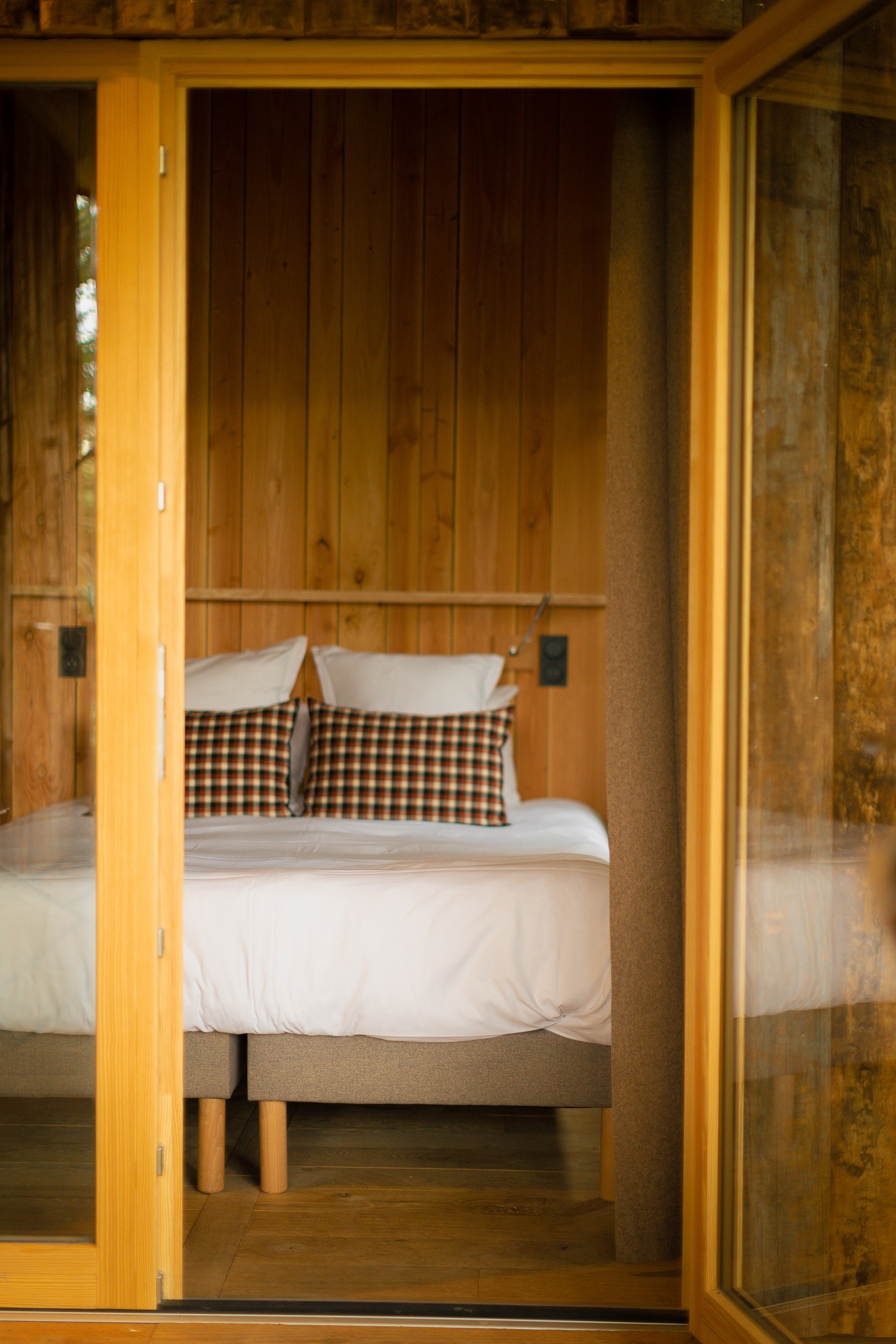 Cabane Spa Ecole Buissonnière : une expérience unique en Picardie à St-Léger-Aux-Bois — salle de bain