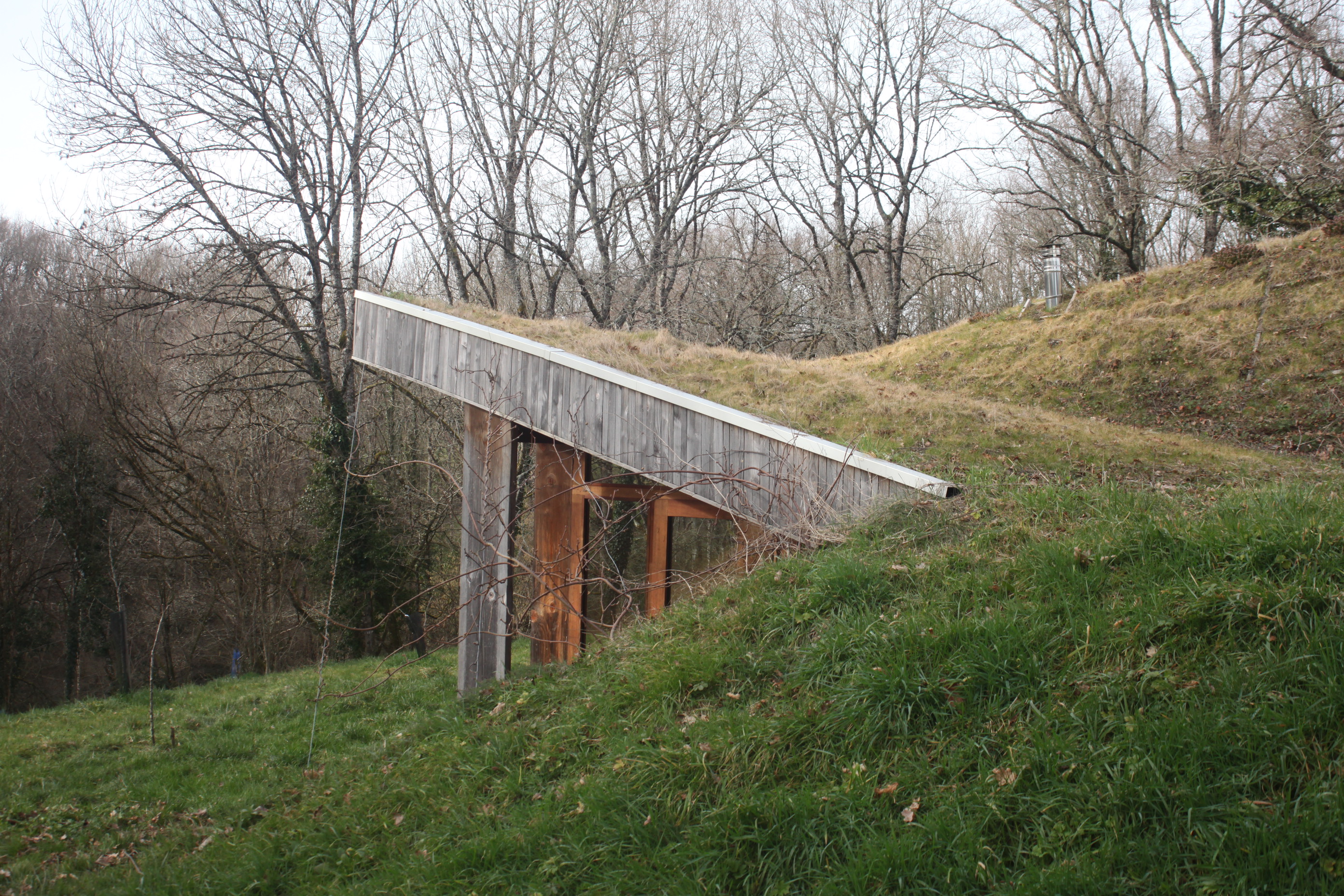 Les cabanes autour du tilleul — Cabane avec spa à Haute-Vienne