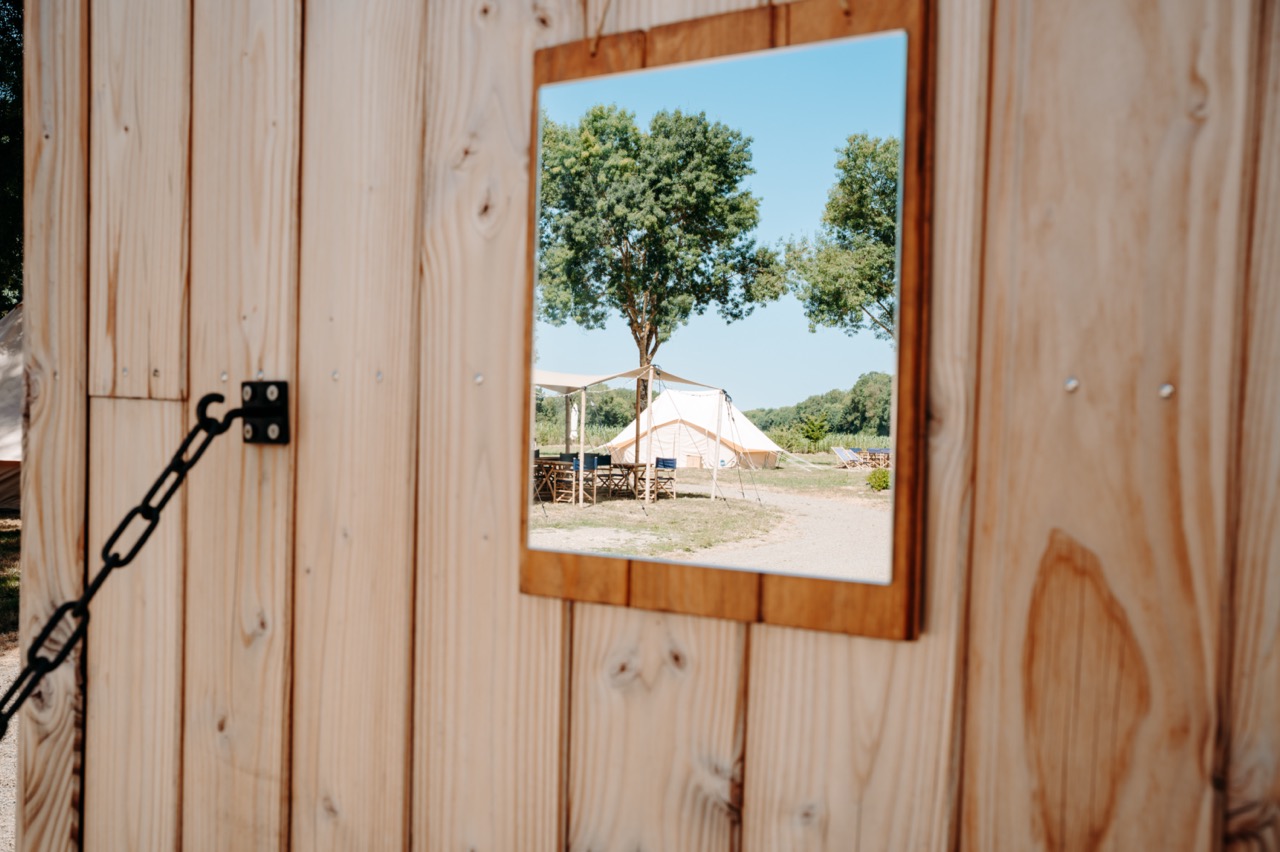 Lodge Polaris — Tente lodge avec spa à Maine-et-Loire à Angers — détail architectural
