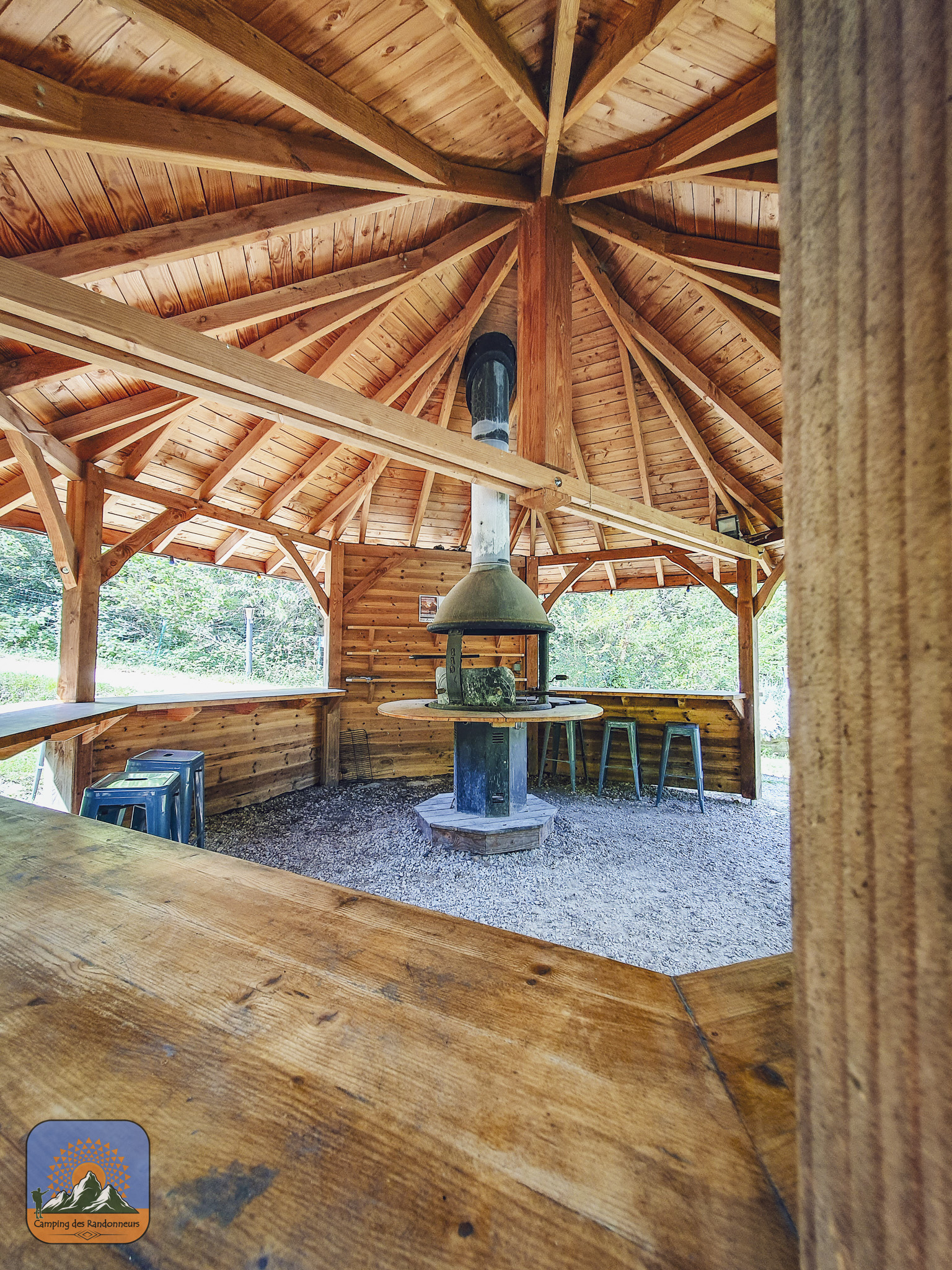 Tipi Moderne — Séjour nature avec spa à Pyrénées-Orientales à Perpignan — détail architectural