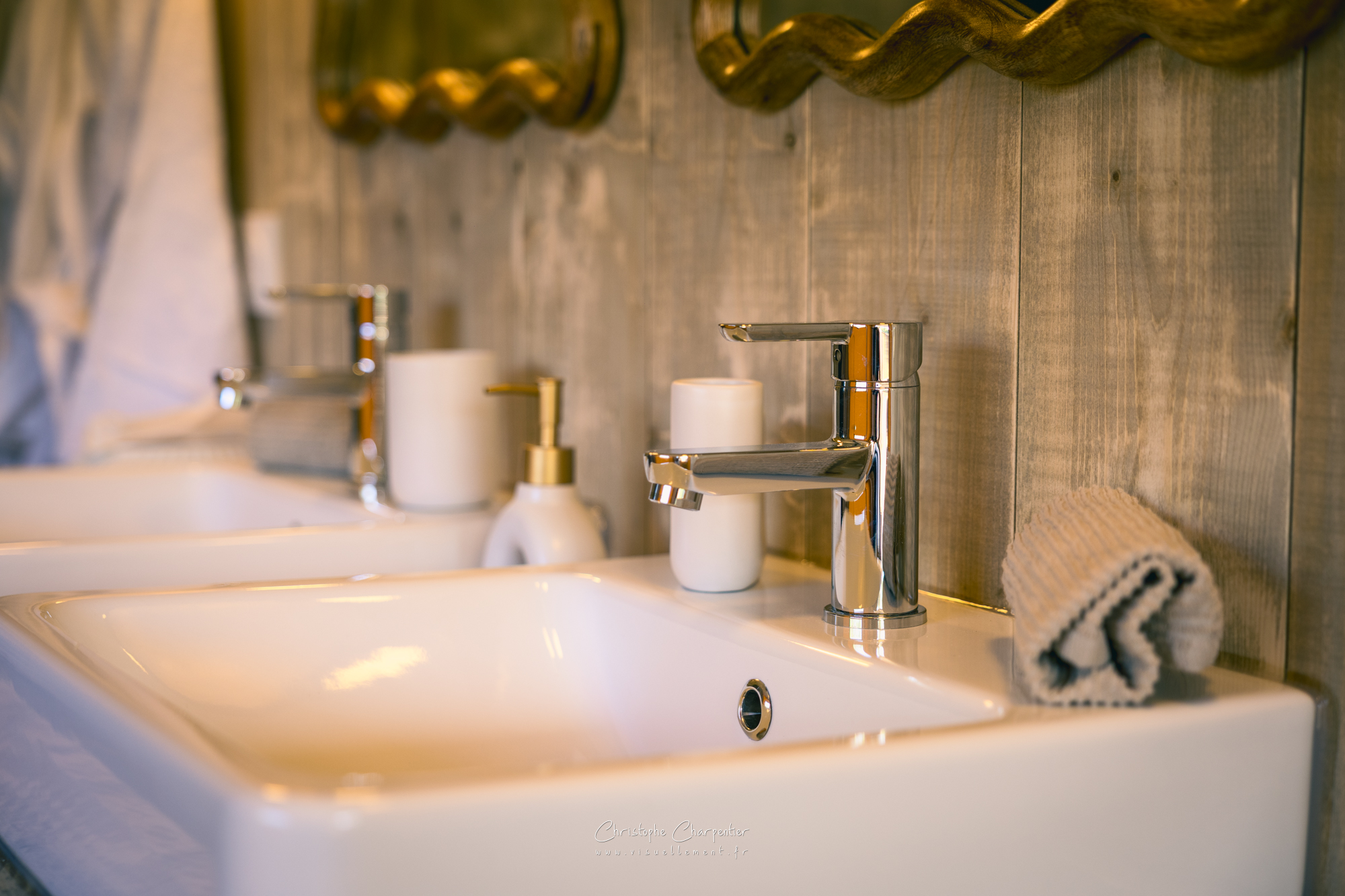 Santoline — Lodge safari avec spa privatif à Vienne à Vienne — salle de bain