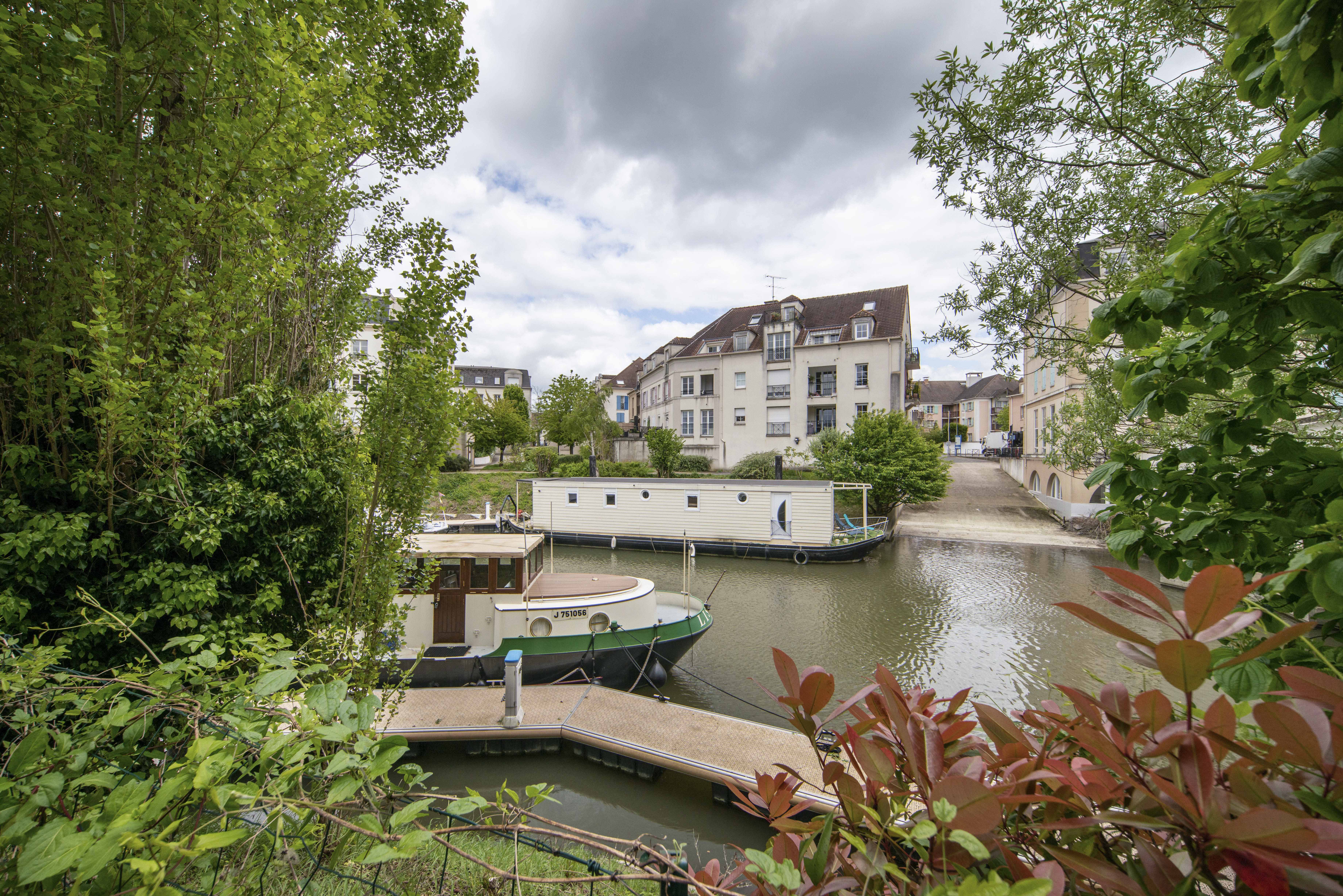 Évasion sur l'eau : House Boat insolite à Cergy à Cergy — espace de vie