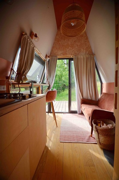 La Petite Garenne — Tiny House avec spa à Charente à Fléac — cuisine